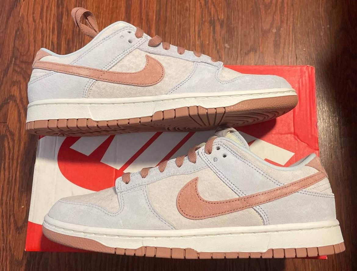 Nike 🏵Dunk Low Premium ‘Fossil Rose’🏵 2022 Size US 10.5 / EU 43-44 - 3 Thumbnail
