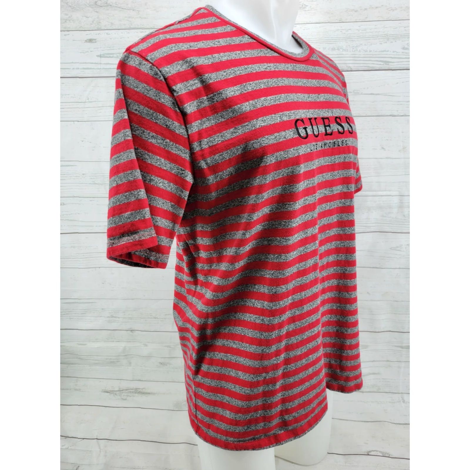 Guess VINTAGE Guess Jeans T-shirt Men M Red Striped 90s Crew Neck Short Sleeve CottonGUESS Adults Mens Size US M / EU 48-50 / 2 - 4 Thumbnail