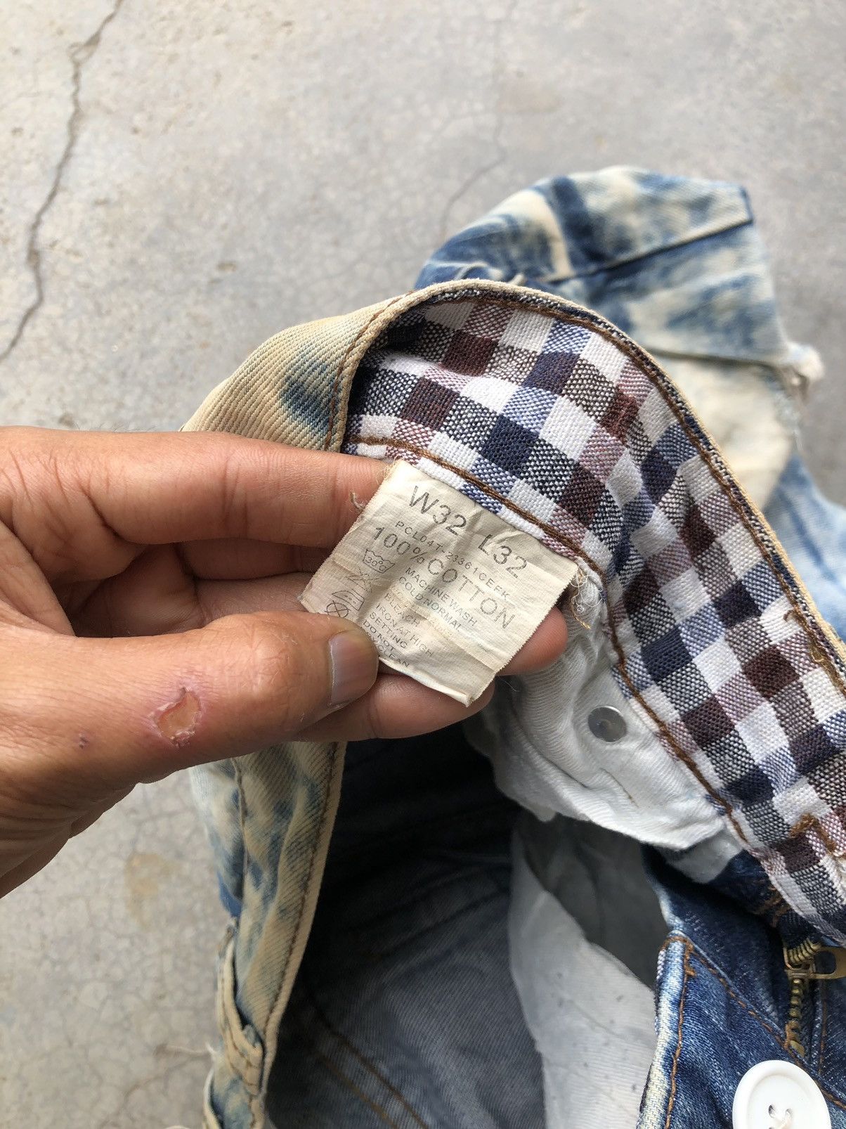 Japanese Brand BLEACHED⚡️⚡️TAKESHY KUROSAWA DISTRESSED DENIM Size US 31 - 4 Thumbnail