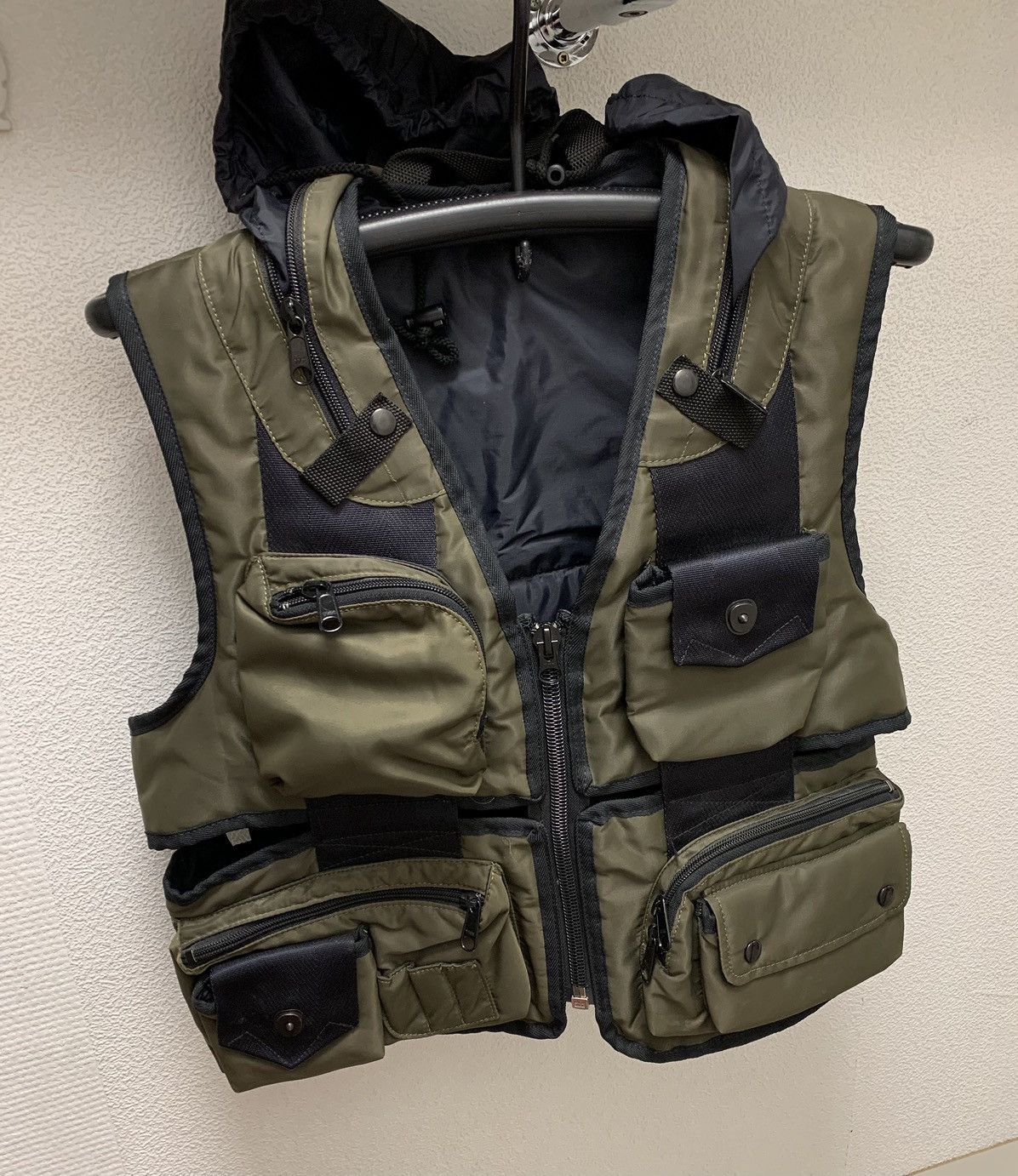 Issey Miyake Issey Miyake Cargo Vest AW1996 Archival Clothing M sz Size US M / EU 48-50 / 2 - 2 Thumbnail
