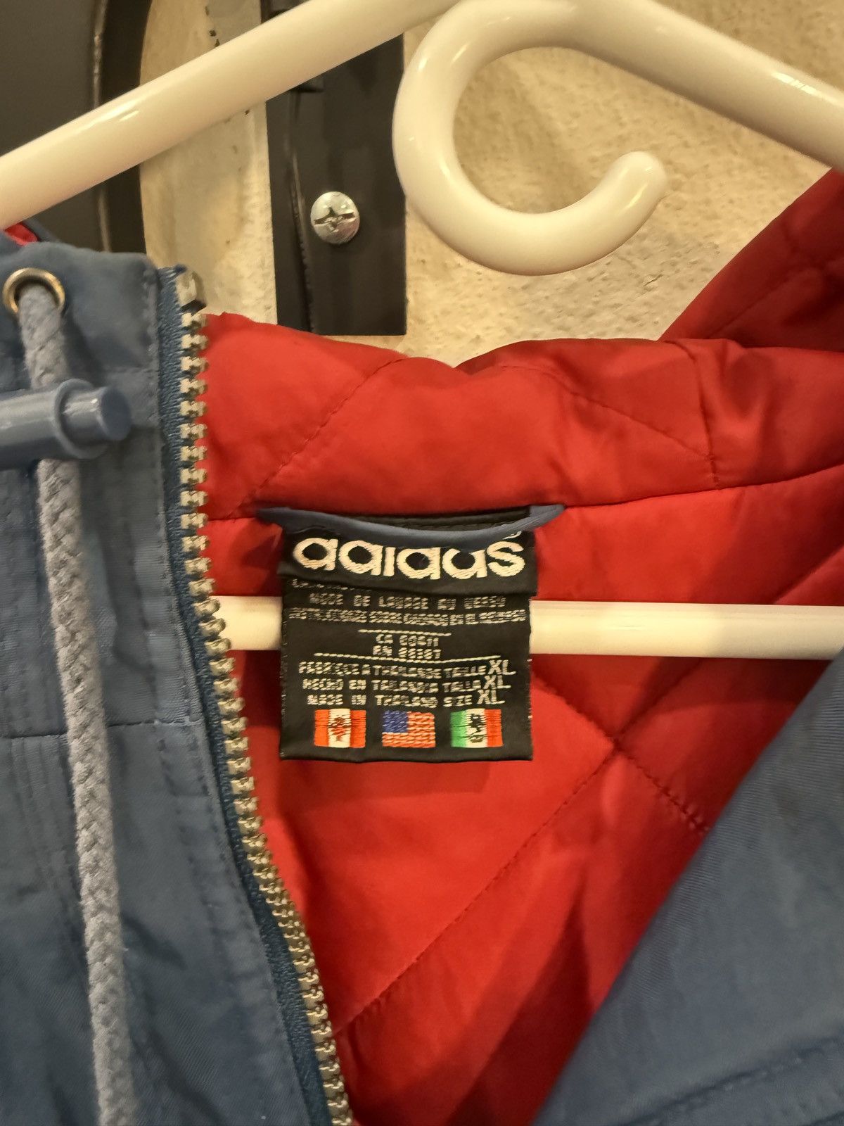 Adidas 1990s Adidas color-block hooded windbreaker jacket Size US XL / EU 56 / 4 - 5 Thumbnail