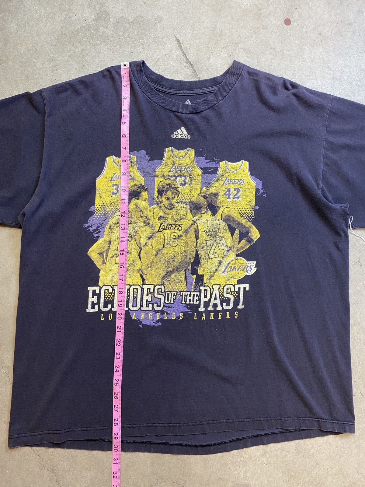 NBA × Vintage Vintage Los Angeles Lakers T Shirt XXL Kobe Bryant LA Size US XXL / EU 58 / 5 - 5 Thumbnail