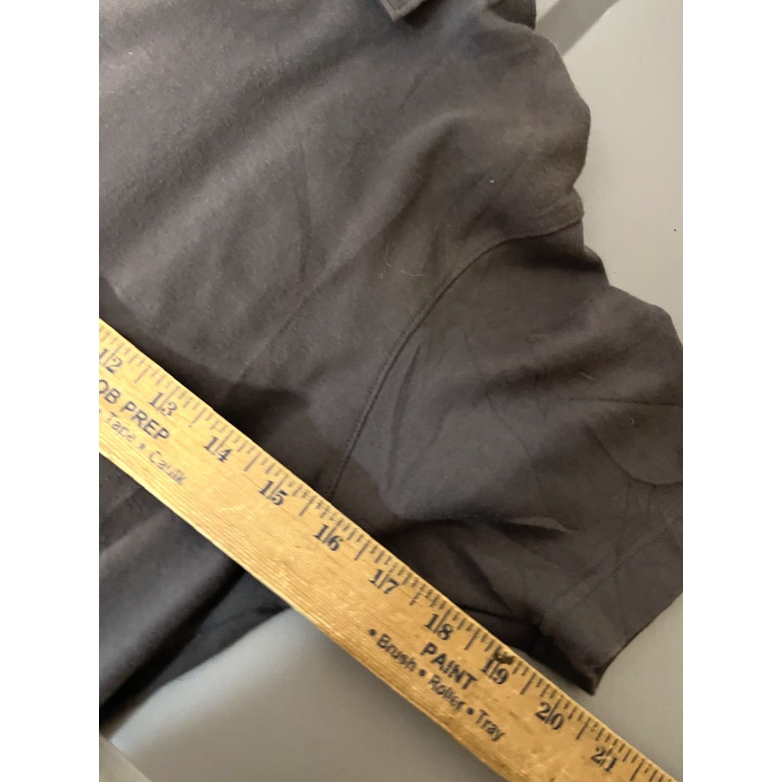 Gap VINTAGE Gap Polo Shirt Men's Small Gray Solid Short Sleeve Shirt Polo Size US S / EU 44-46 / 1 - 5 Thumbnail