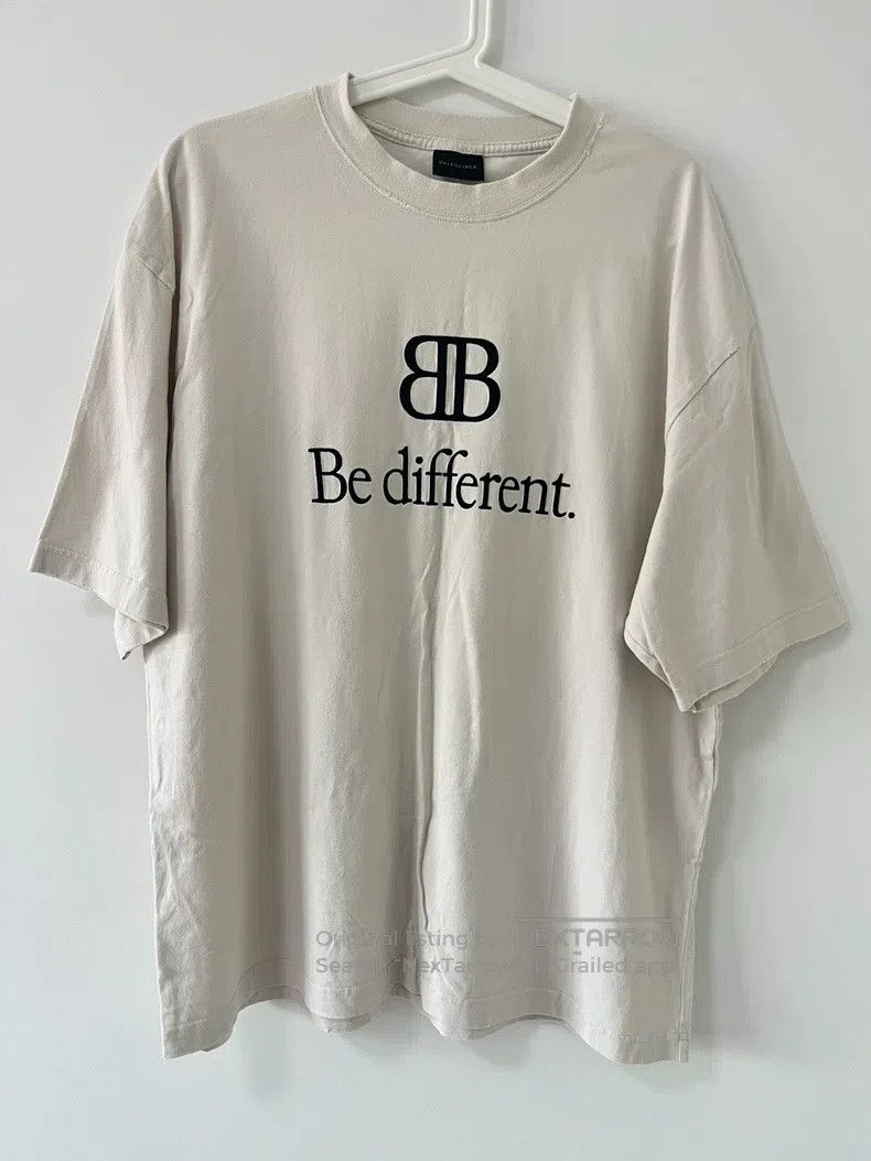 Balenciaga Balenciaga Short Sleeve T-Shirt Size US L / EU 52-54 / 3 - 1 Thumbnail