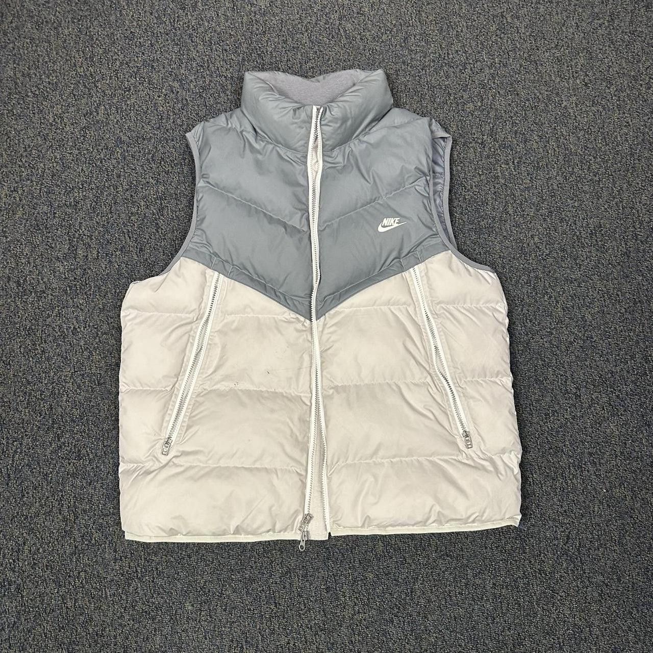 Nike Nike Storm-fit grey and white puffer vest Size US XL / EU 56 / 4 - 1 Thumbnail