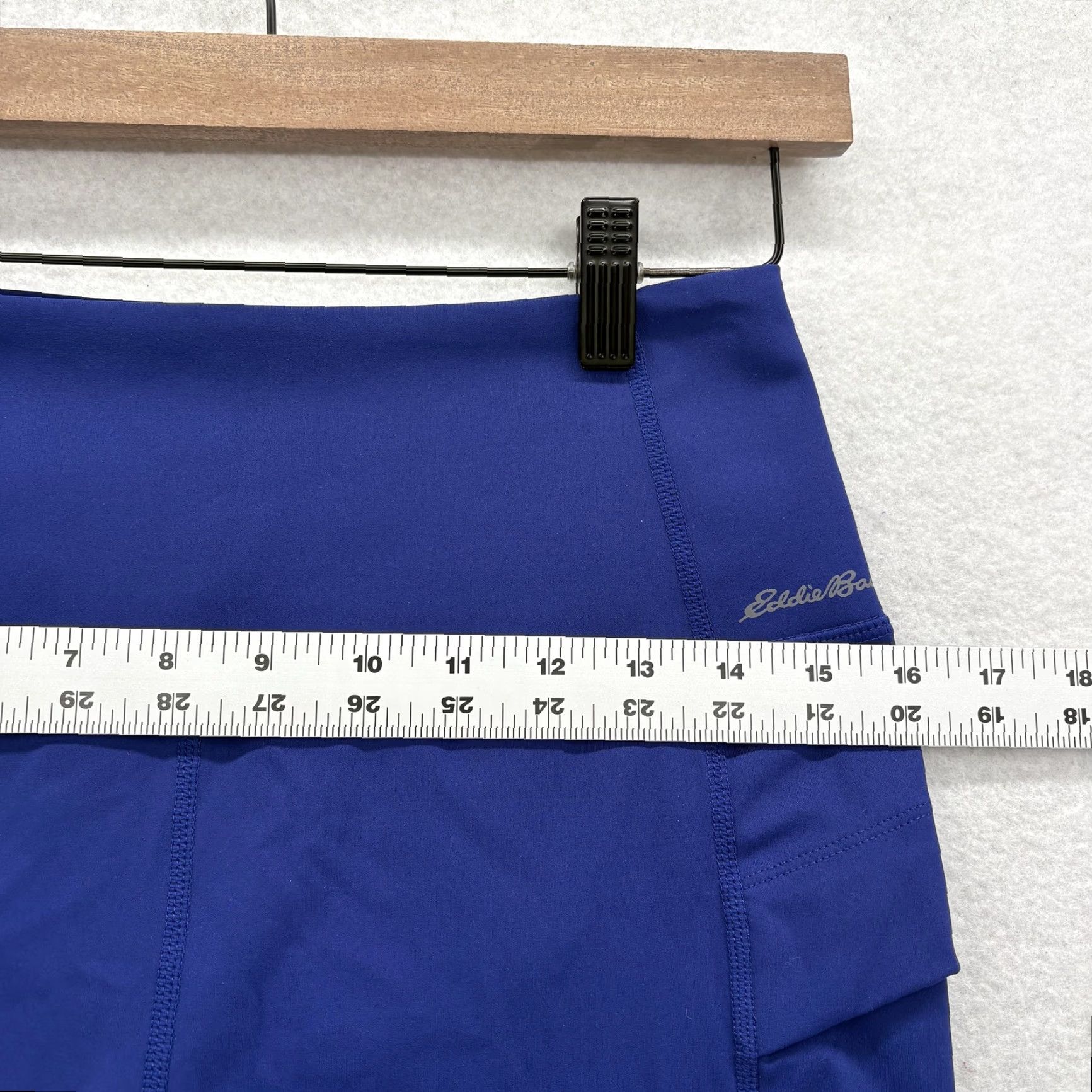 Eddie Bauer VINTAGE Eddie Bauer Guide Trex Shorts Womens M Blue Compression 8 Inch Hiking Gym Size 32" / US 10 / IT 46 - 6 Thumbnail