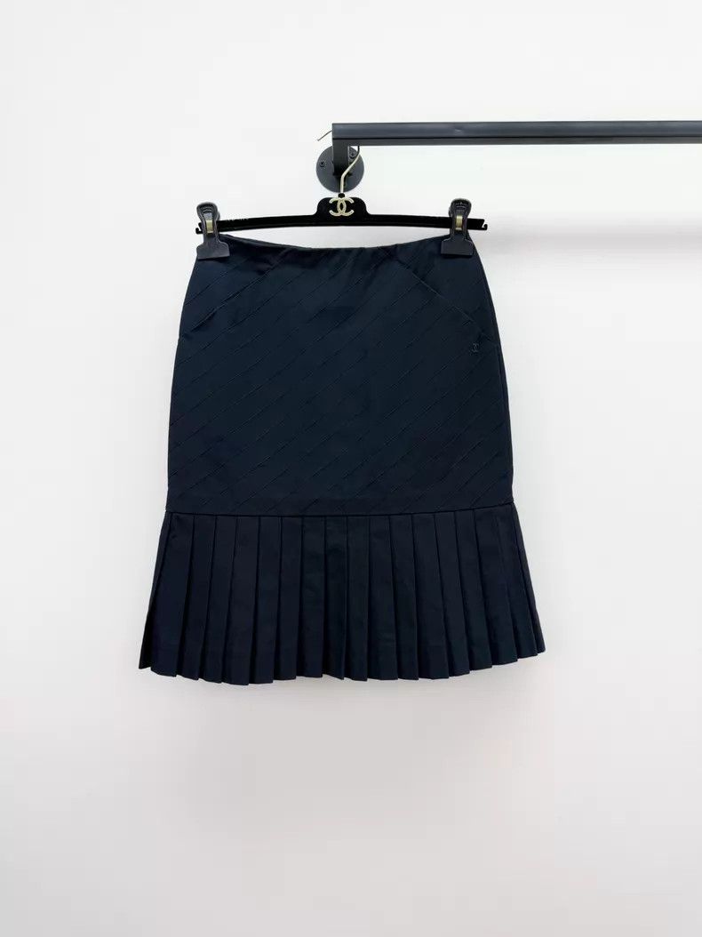 Chanel Chanel Letter Double C Fishtail Skirt Size 42" / US 20 - 1 Thumbnail