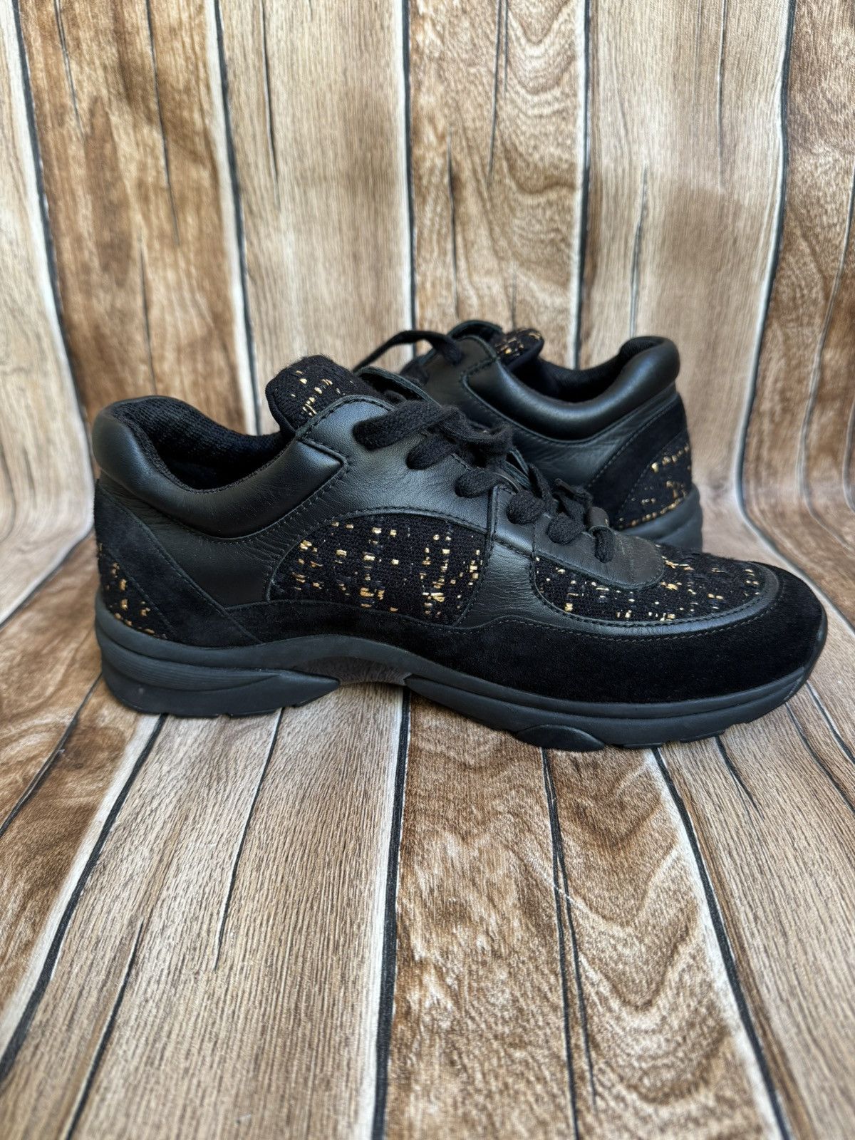 Chanel Suede Cc logo tweed trainers Size US 6 / EU 39 - 16 Thumbnail