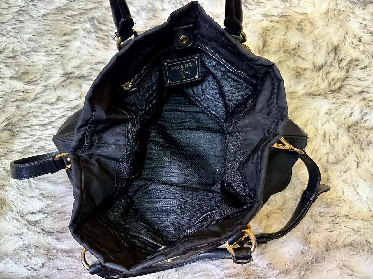 Prada Authentic Prada Tessuto Soft Calf Leather Shopping Tote Bag Size ONE SIZE - 4 Thumbnail