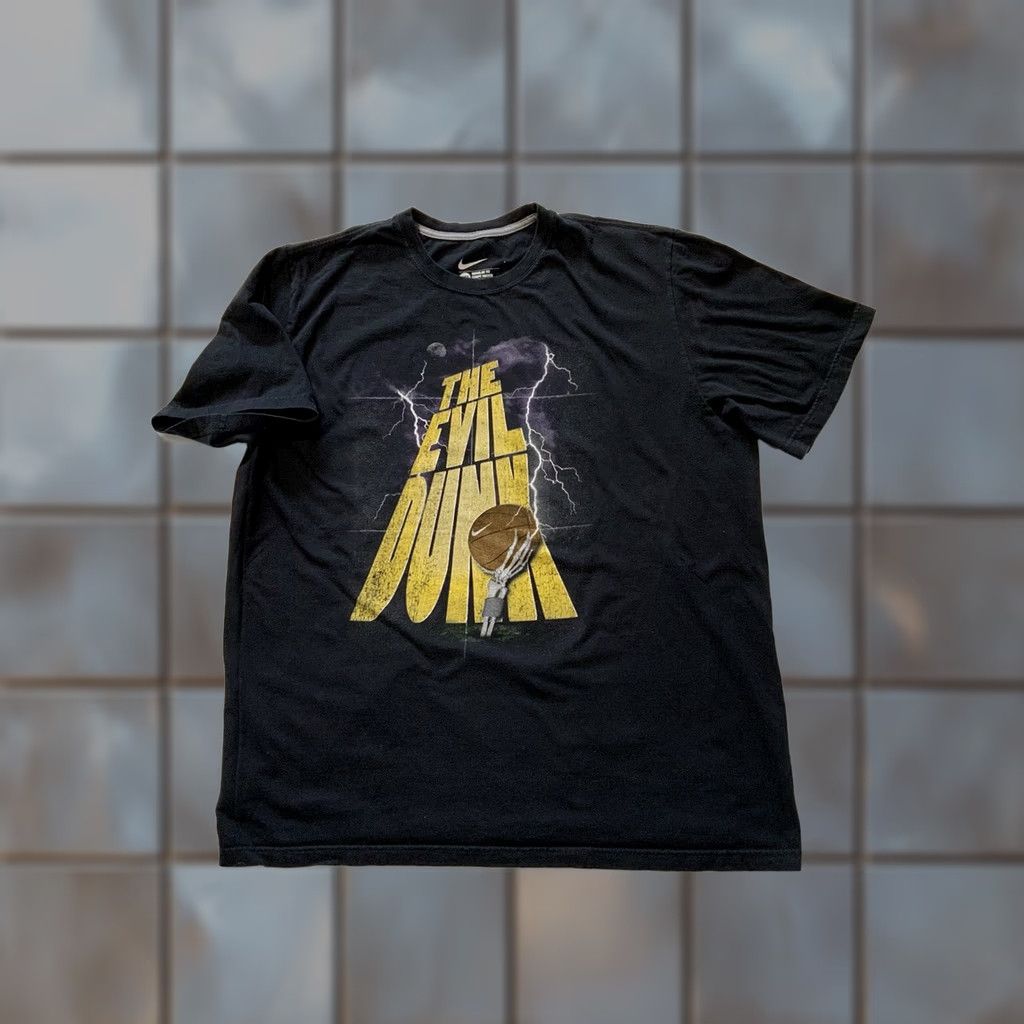 Nike Nike The Evil Dunk Lightning Strike Skeleton Basketball Graphic T-Shirt XXL Men Black Crew Neck Shirt Size US XXL / EU 58 / 5 - 1 Thumbnail