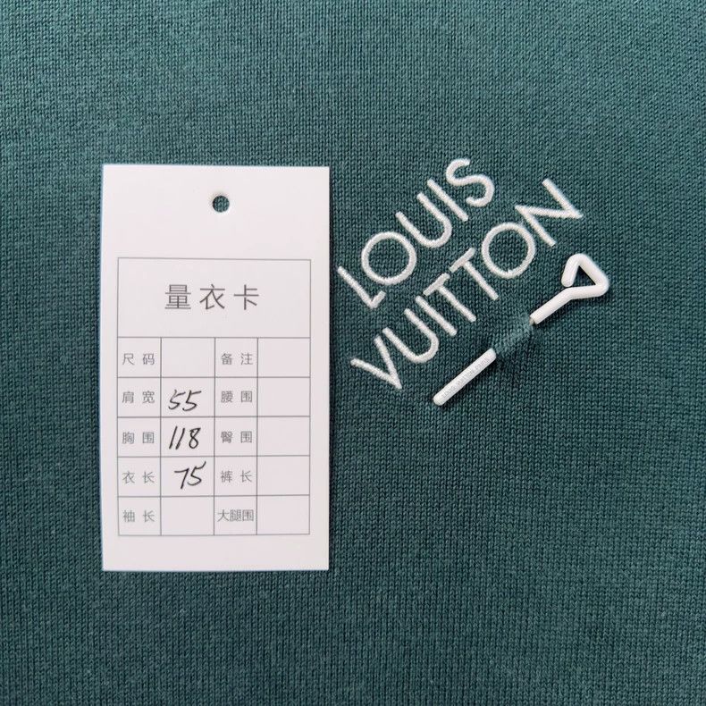Louis Vuitton Louis Vuitton Green Pin Short Sleeve 2503-Nextarrow Size US XL / EU 56 / 4 - 5 Thumbnail