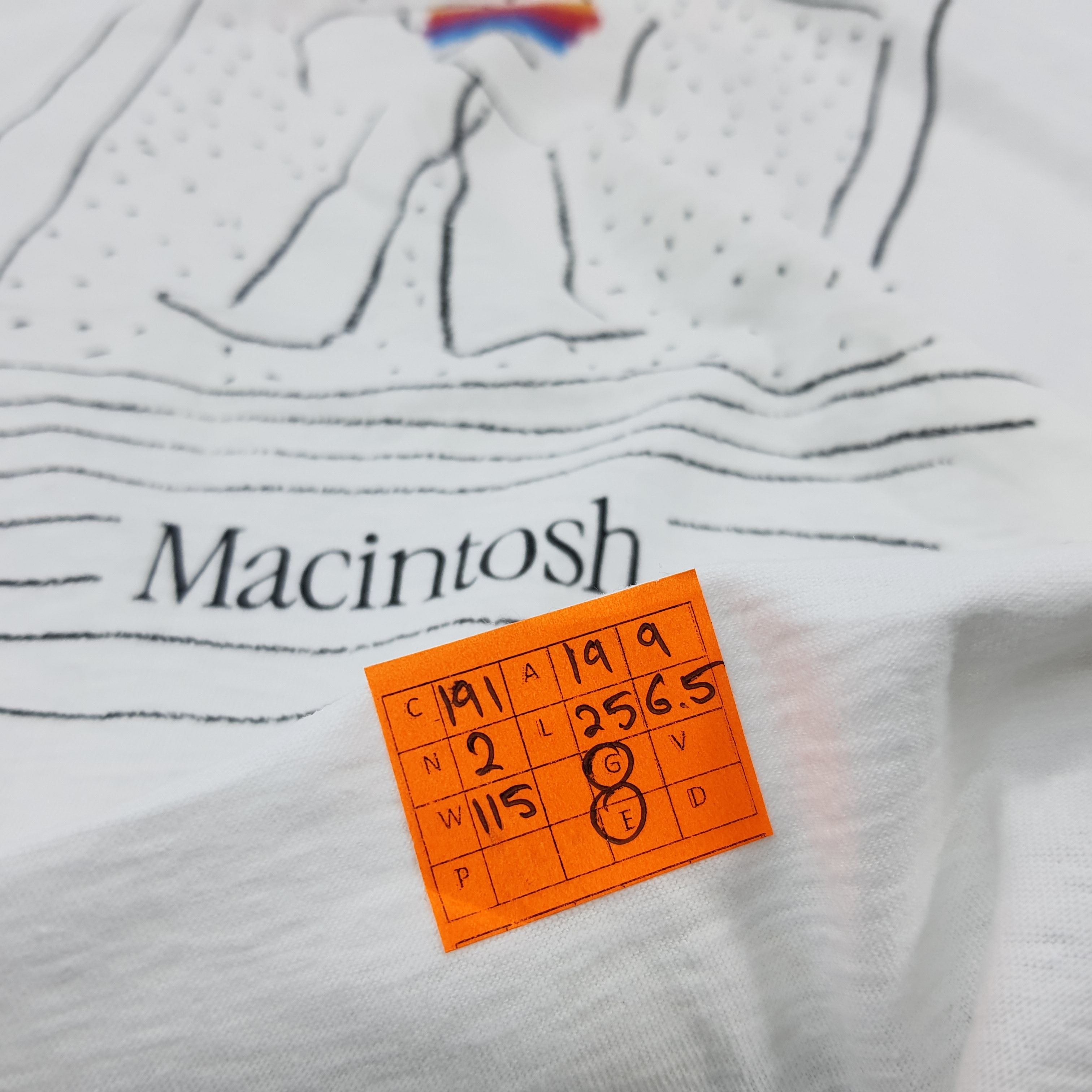 Apple × Vintage Vintage The Macintosh Apple Computers Tshirt Size US M / EU 48-50 / 2 - 7 Thumbnail