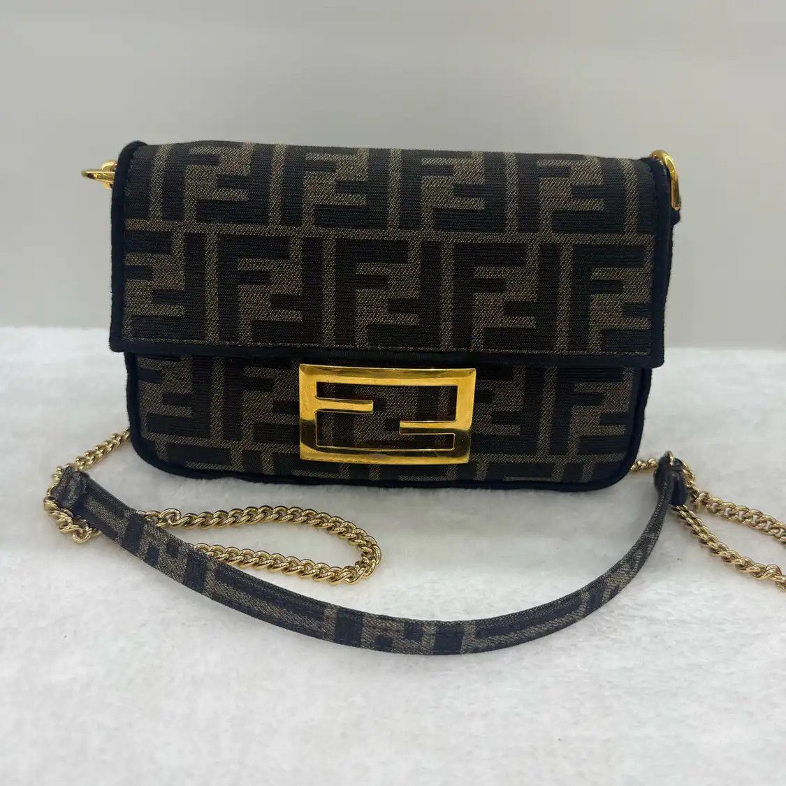 Fendi FENDI Baguette mini brown fabric doubleF jacquard baguette bag shoulder bag Size ONE SIZE - 1 Thumbnail