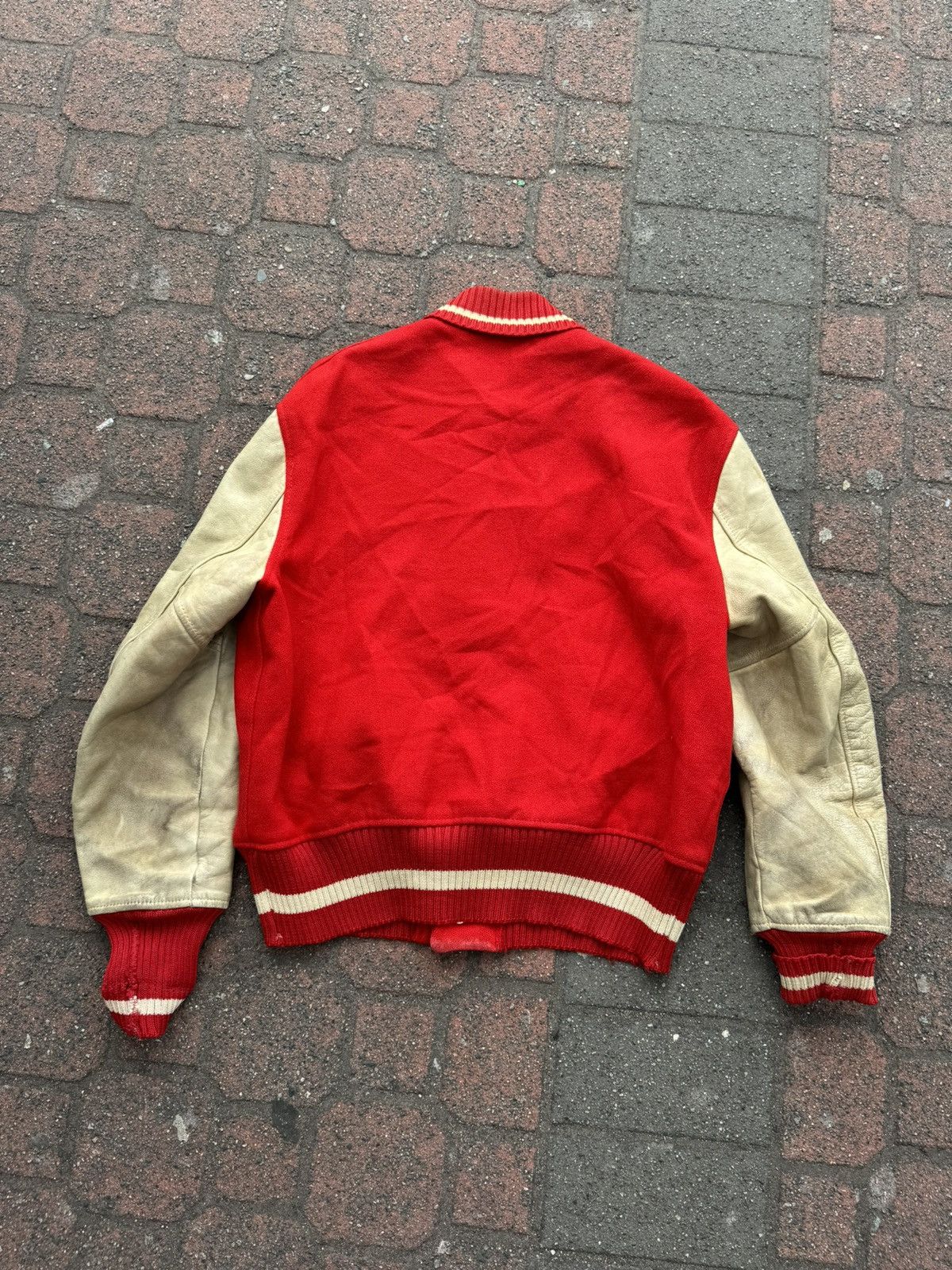 Vintage Vintage 60s Whiting Red Varsity Jacket Size US M / EU 48-50 / 2 - 2 Thumbnail