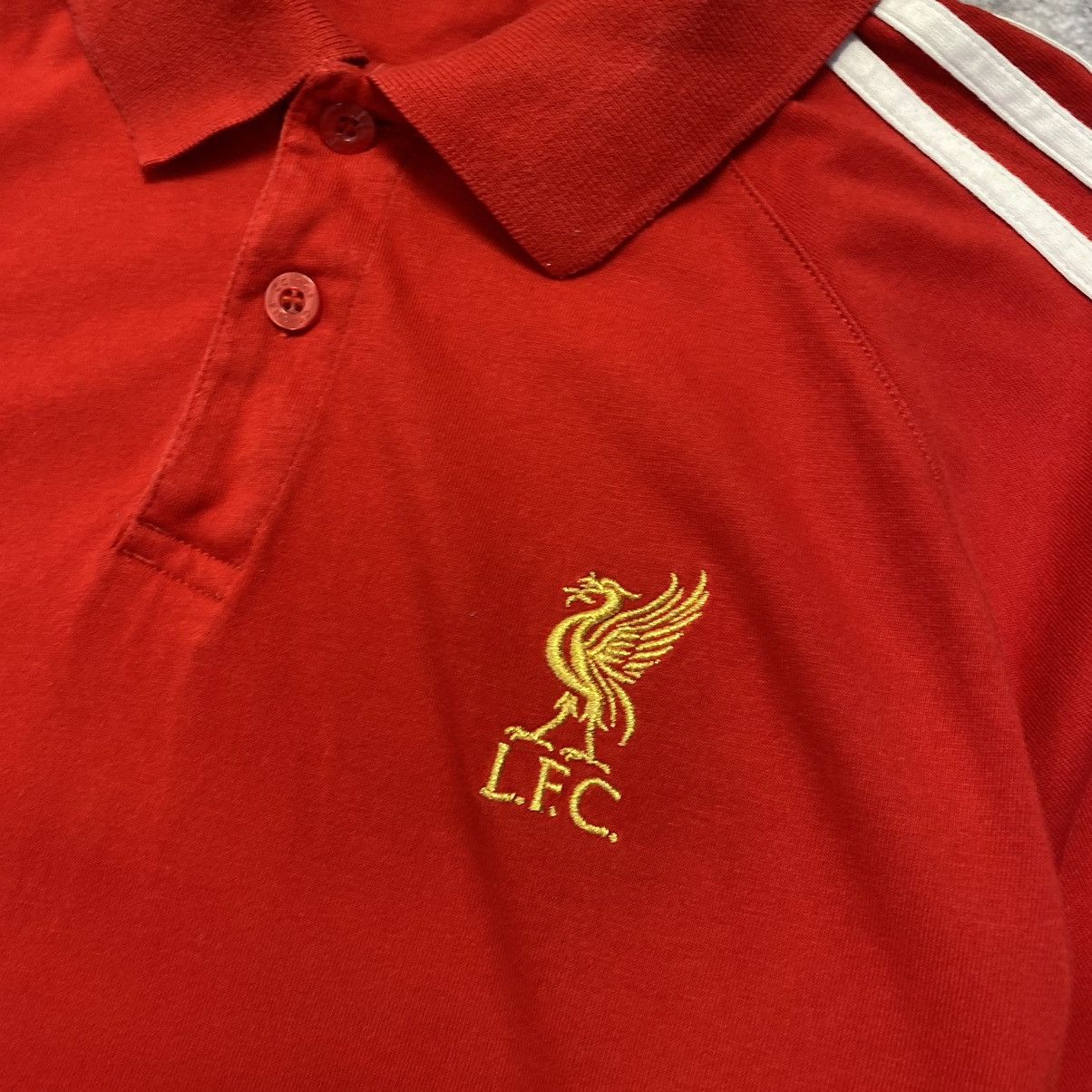Vintage Vintage Adidas FC Liverpool Small logo soccer polo Size US L / EU 52-54 / 3 - 4 Thumbnail
