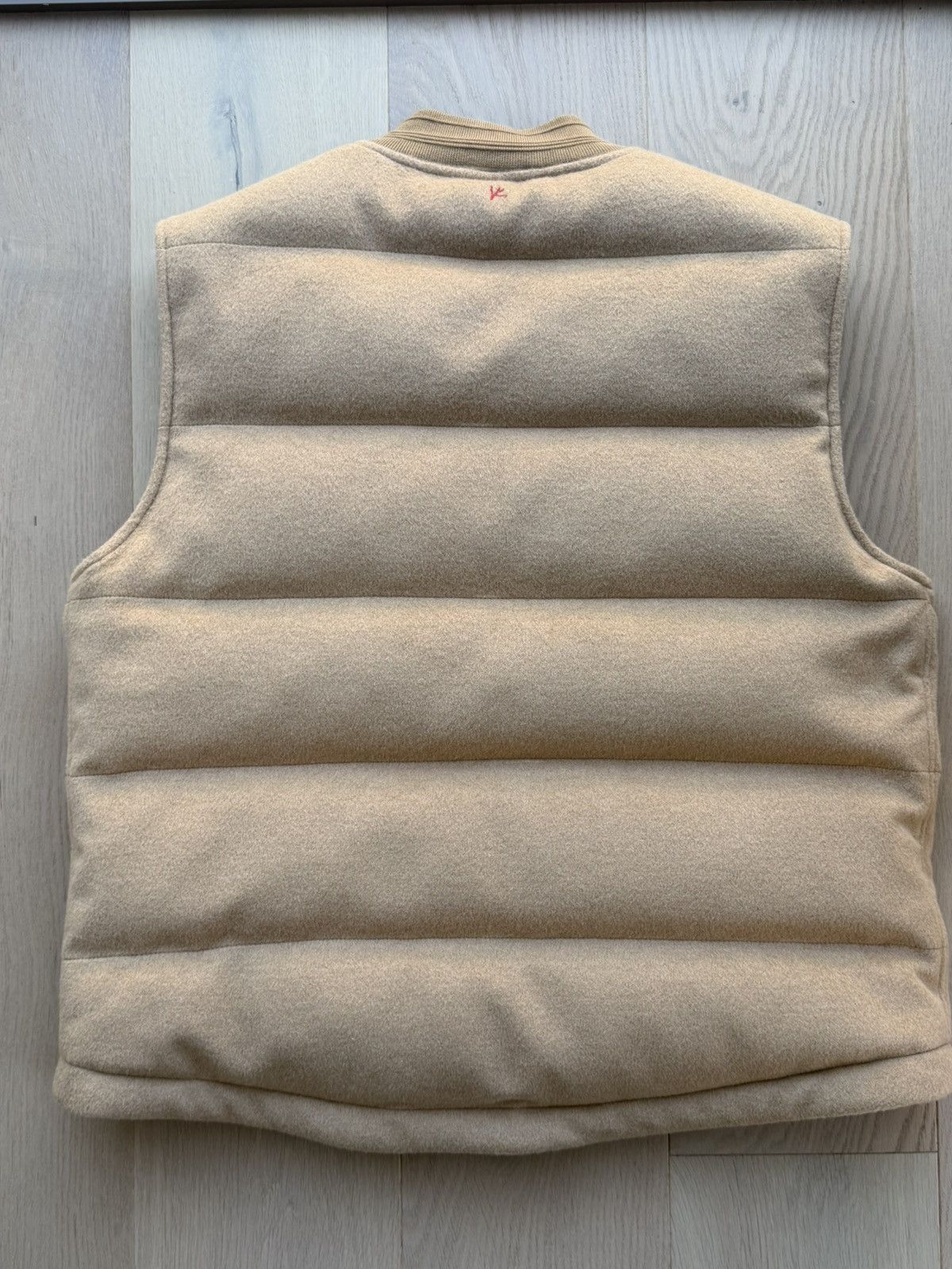 Isaia Napolii Isaia Napoli 100% Camel Down Vest EU52 L Made In Italy $4500 Size US L / EU 52-54 / 3 - 5 Thumbnail