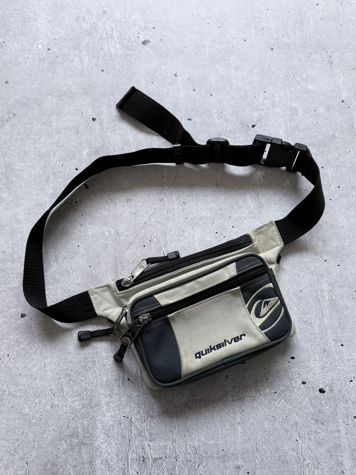 Quiksilver Vintage Quiksilver Waist Bag 90s Size ONE SIZE - 2 Thumbnail