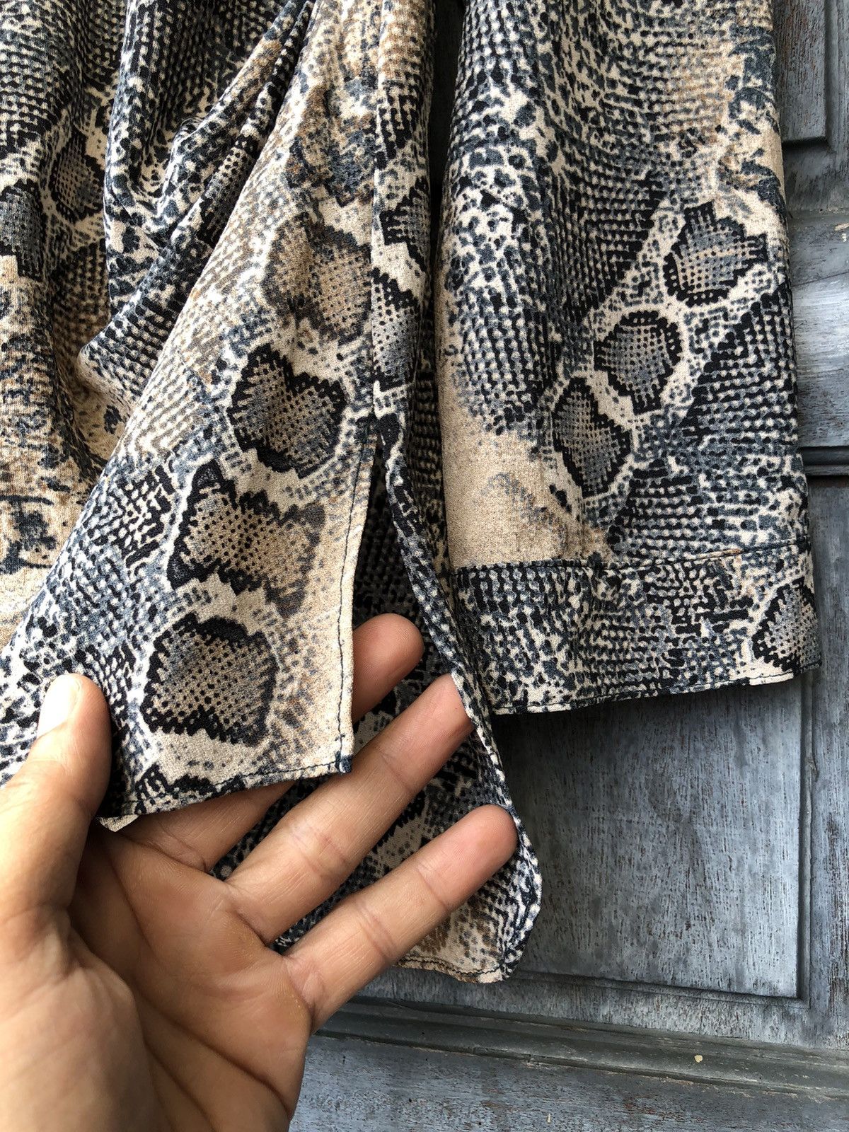 Vintage Demian Snake Skin Asian Style Korean & Japanese Vintage Size L / US 10 / IT 46 - 9 Thumbnail