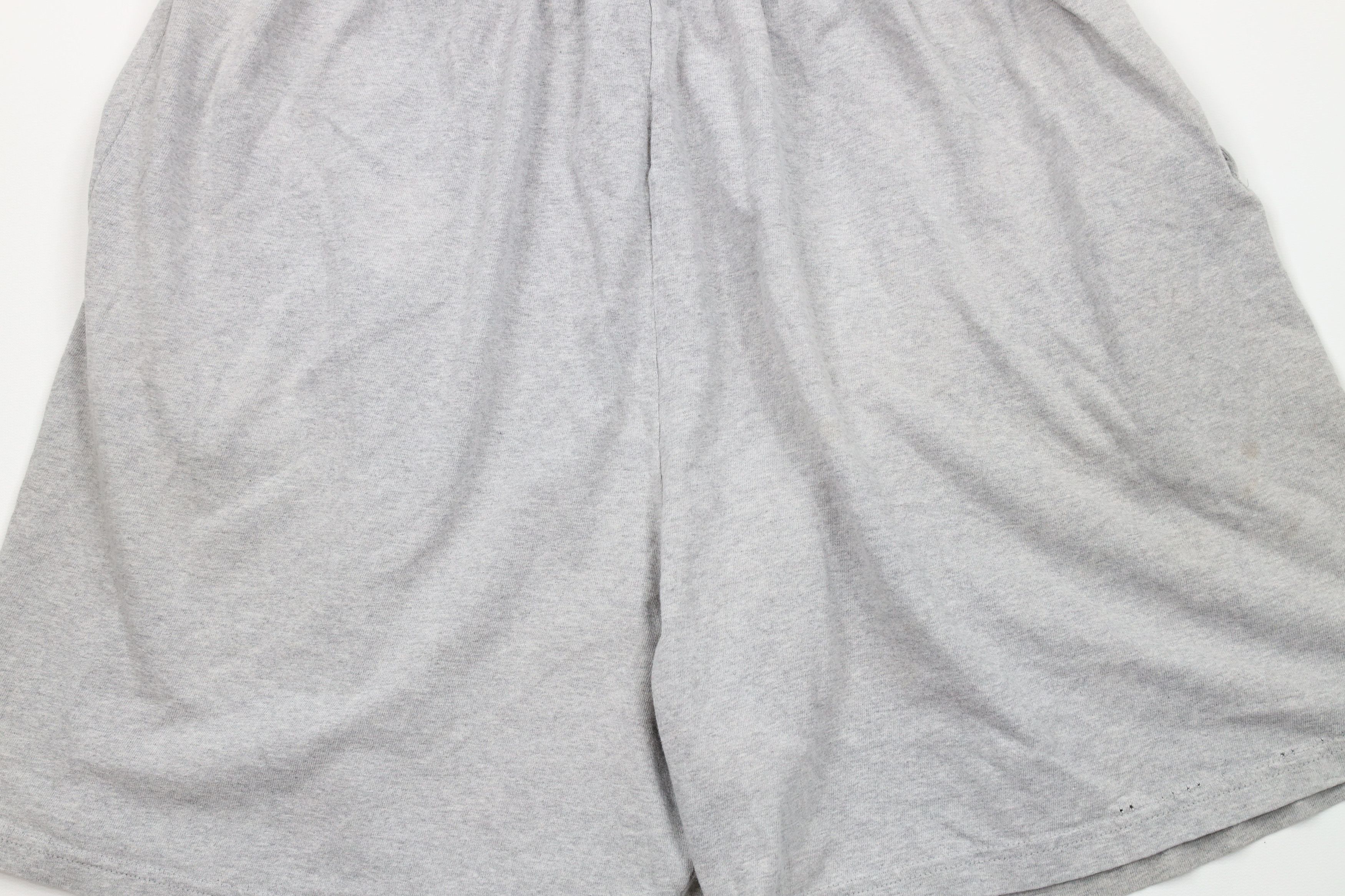 Champion × Vintage Vintage 90s Champion Out Above Knee Shorts Heather Gray Size US 36 / EU 52 - 12 Thumbnail