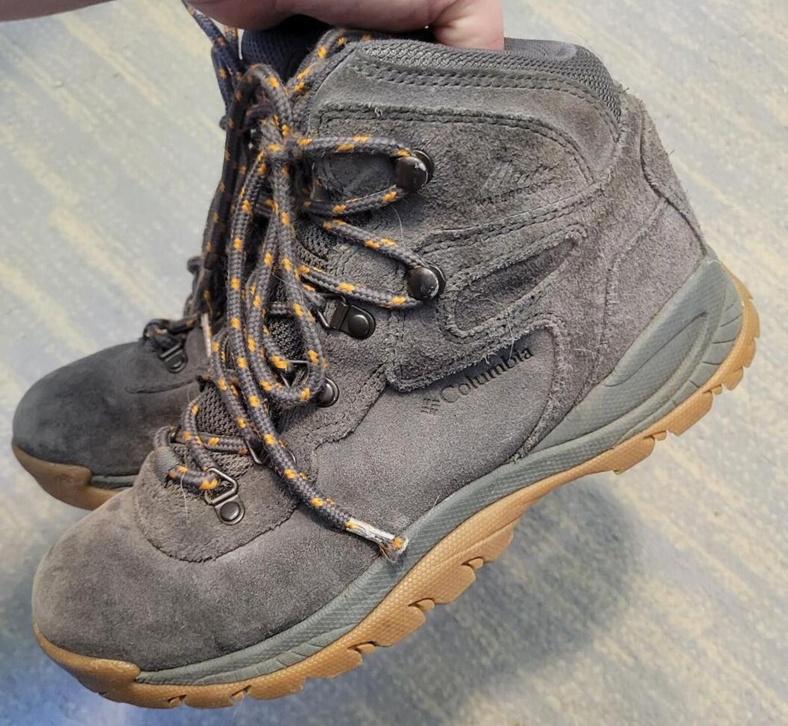 Columbia Columbia Men's Hiking Boots Size 7 Size US 7 / EU 40 - 1 Thumbnail