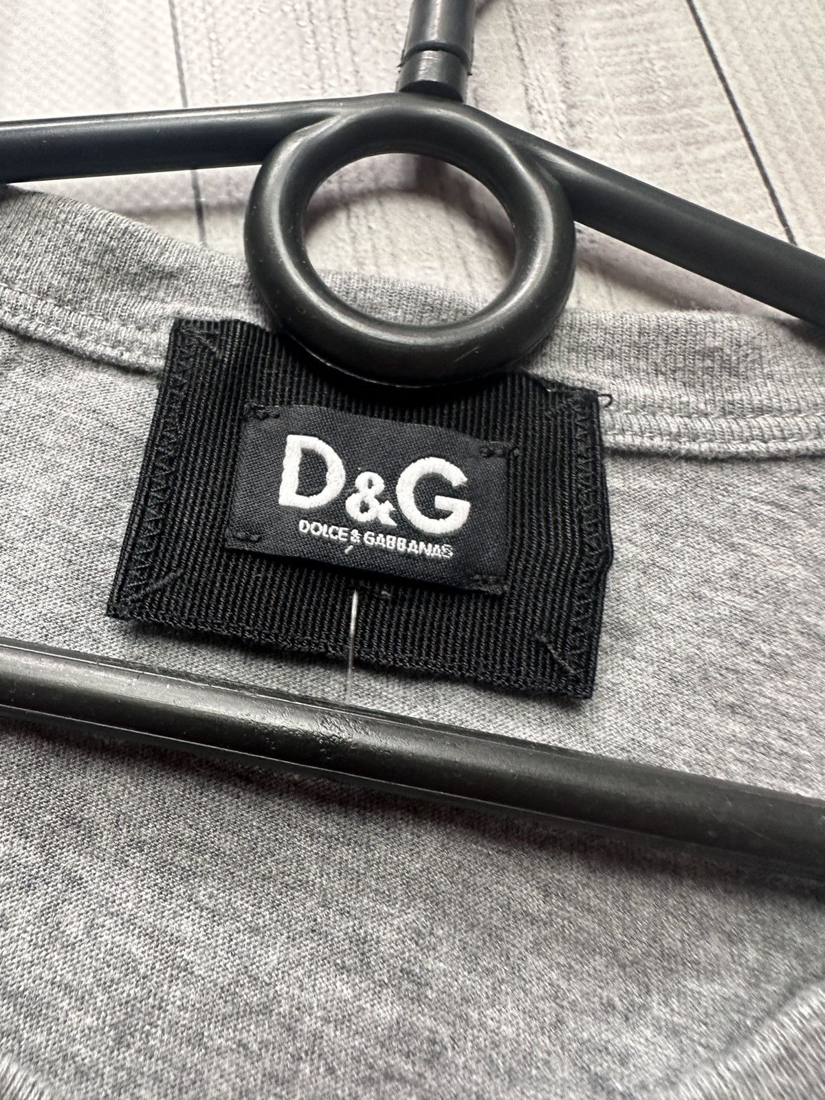 Dolce & Gabbana × Vintage Vintage Dolce Gabanna tee Top Model logo size S Size US S / EU 44-46 / 1 - 3 Thumbnail