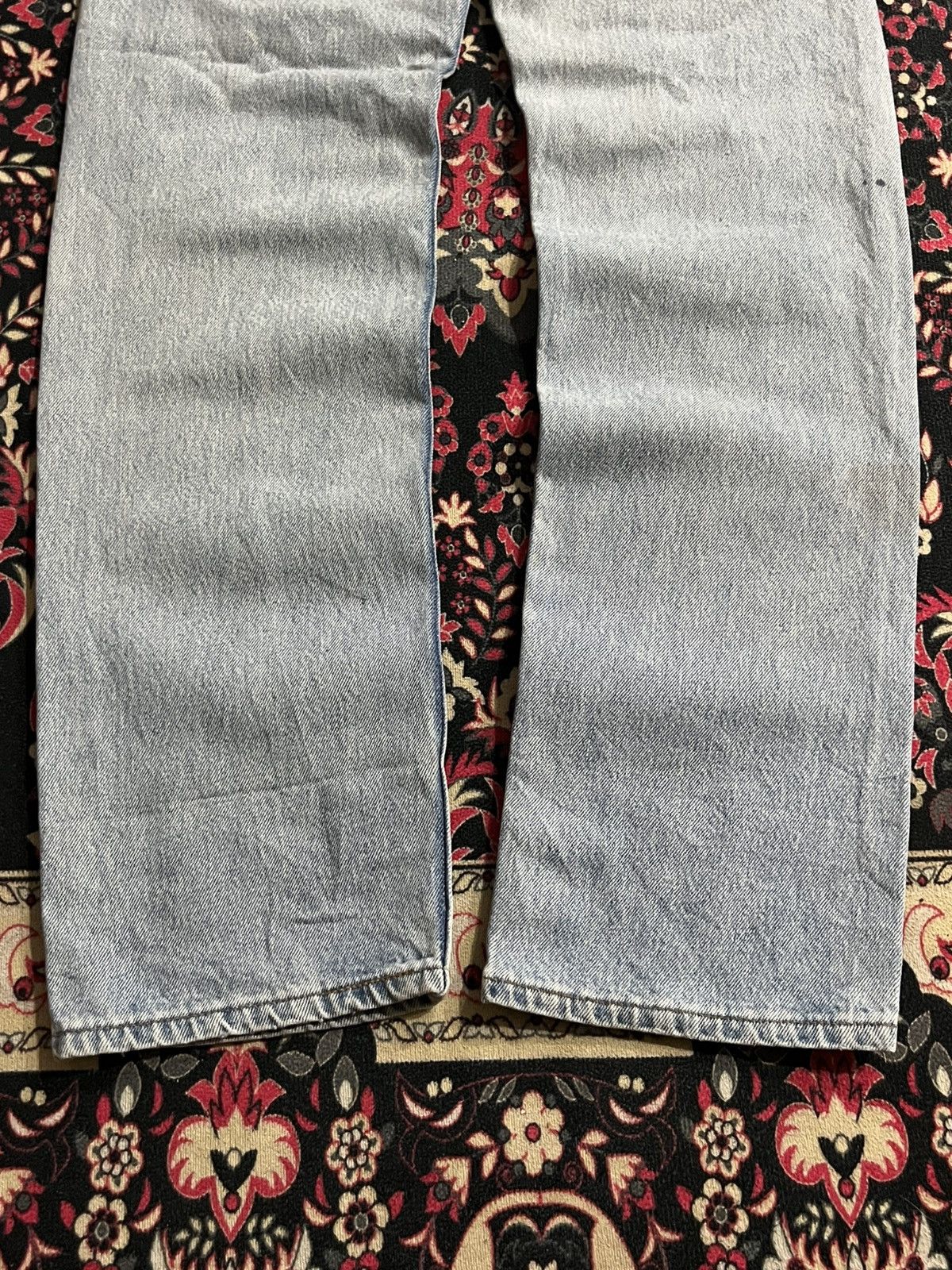 Levi's Vintage Y2K Levi’s 501 Light Blue Washed Distressed Jeans Size 30" / US 8 / IT 44 - 14 Thumbnail
