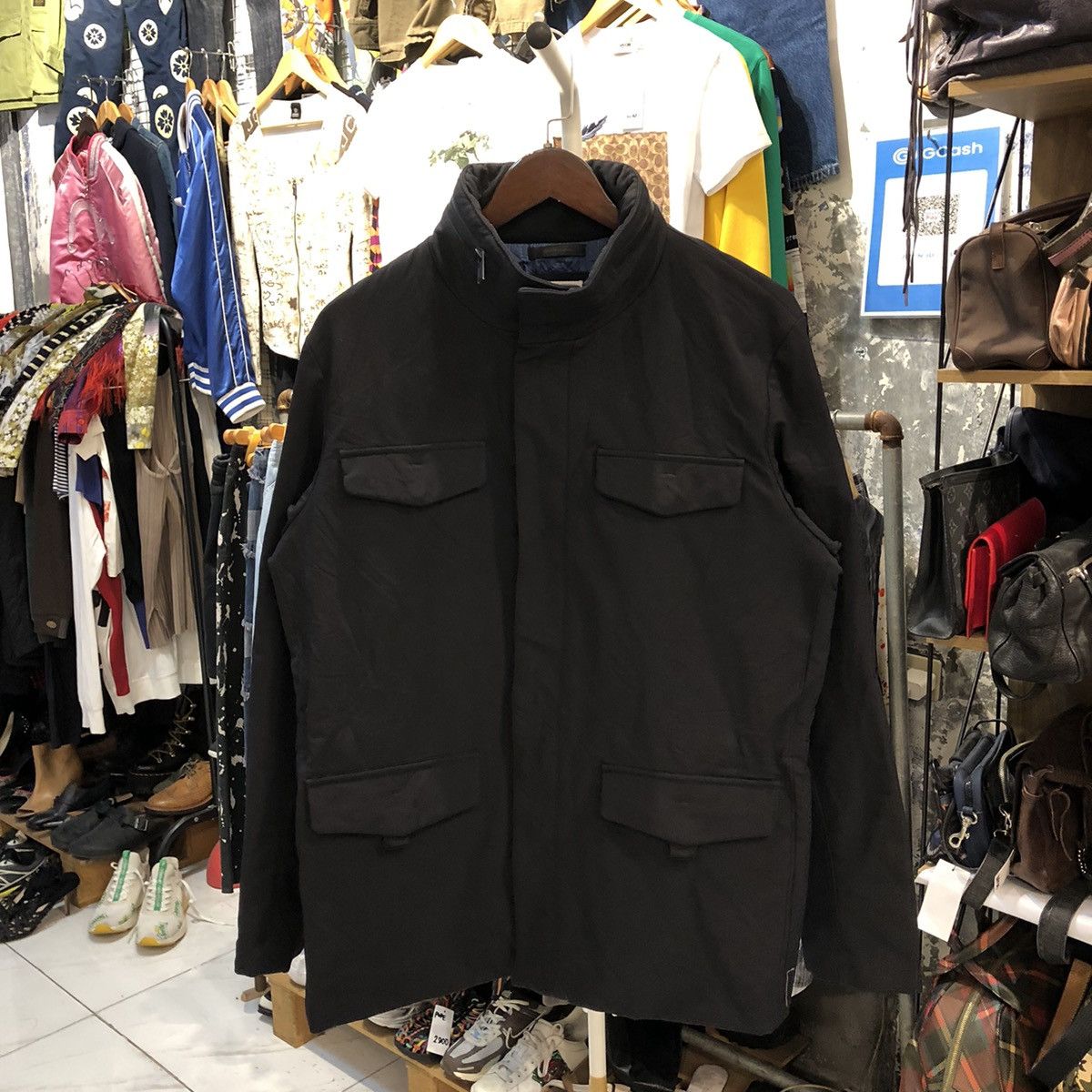 Armani Collezioni Armani Collezioni Water Repellent Jacket Size US M / EU 48-50 / 2 - 1 Thumbnail