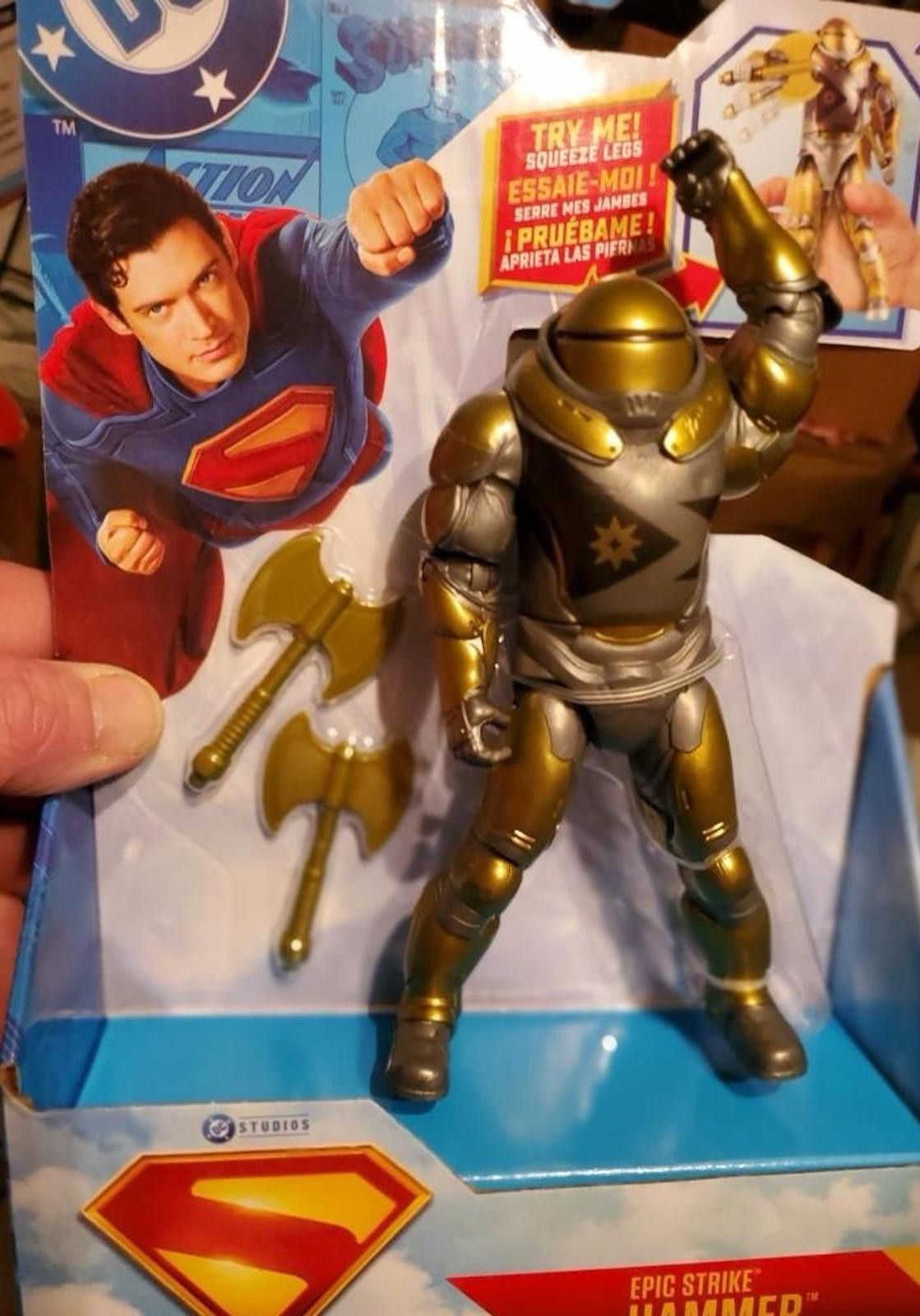 Other DC Comics, Superman, Hammer of Boravia Epic Strike Action Size ONE SIZE - 5 Thumbnail