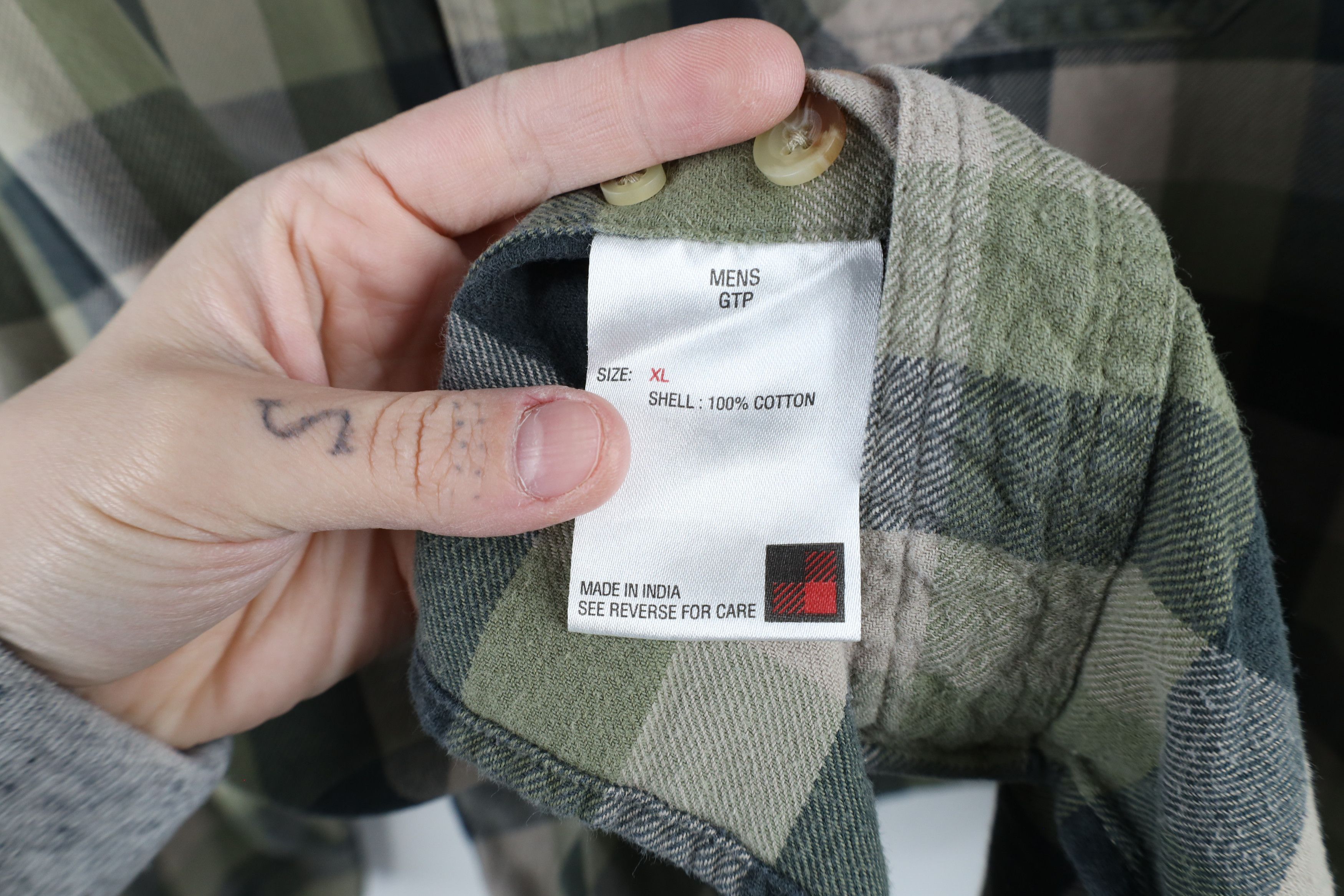 Vintage × Woolrich Woolen Mills Vintage Woolrich Flannel Collared Button Down Shirt Plaid Size US XL / EU 56 / 4 - 9 Thumbnail