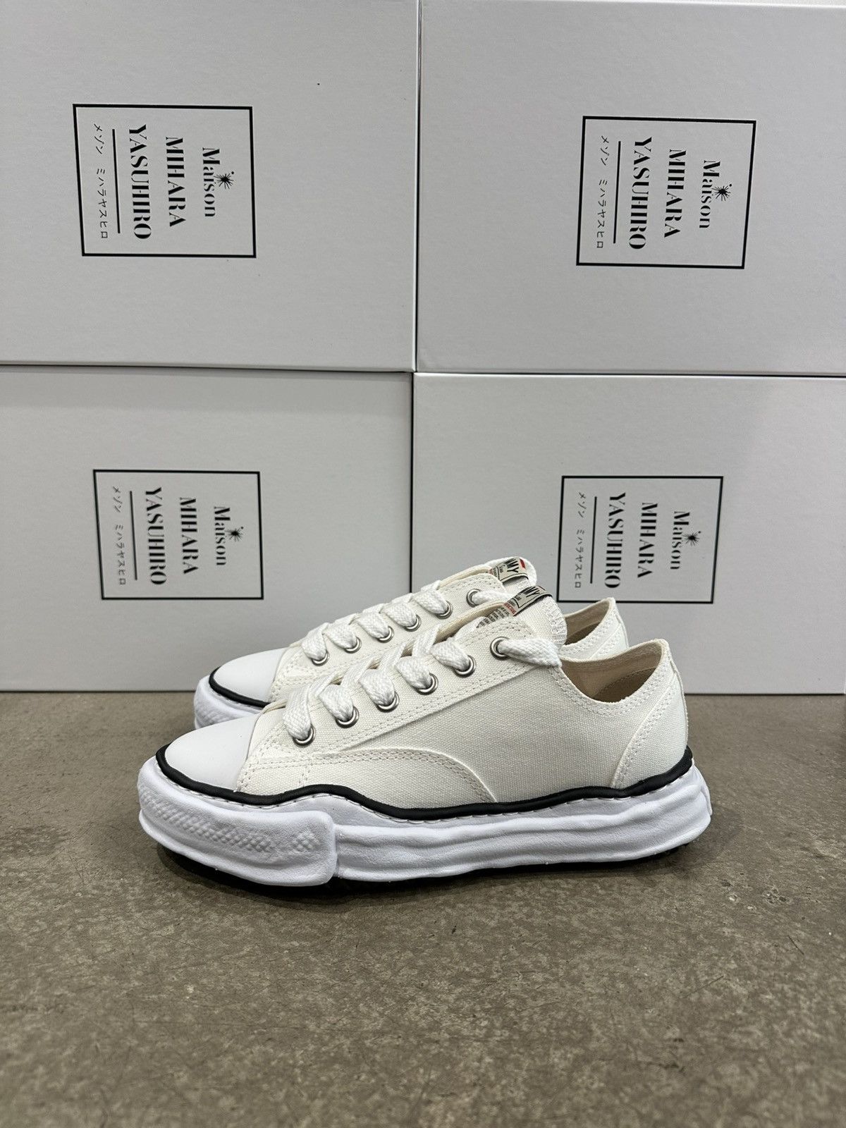 Maison MIHARA YASUHIRO MAISON MIHARA YASUHIRO - Peterson Low White Sneakers Size US 8 / EU 41 - 3 Thumbnail