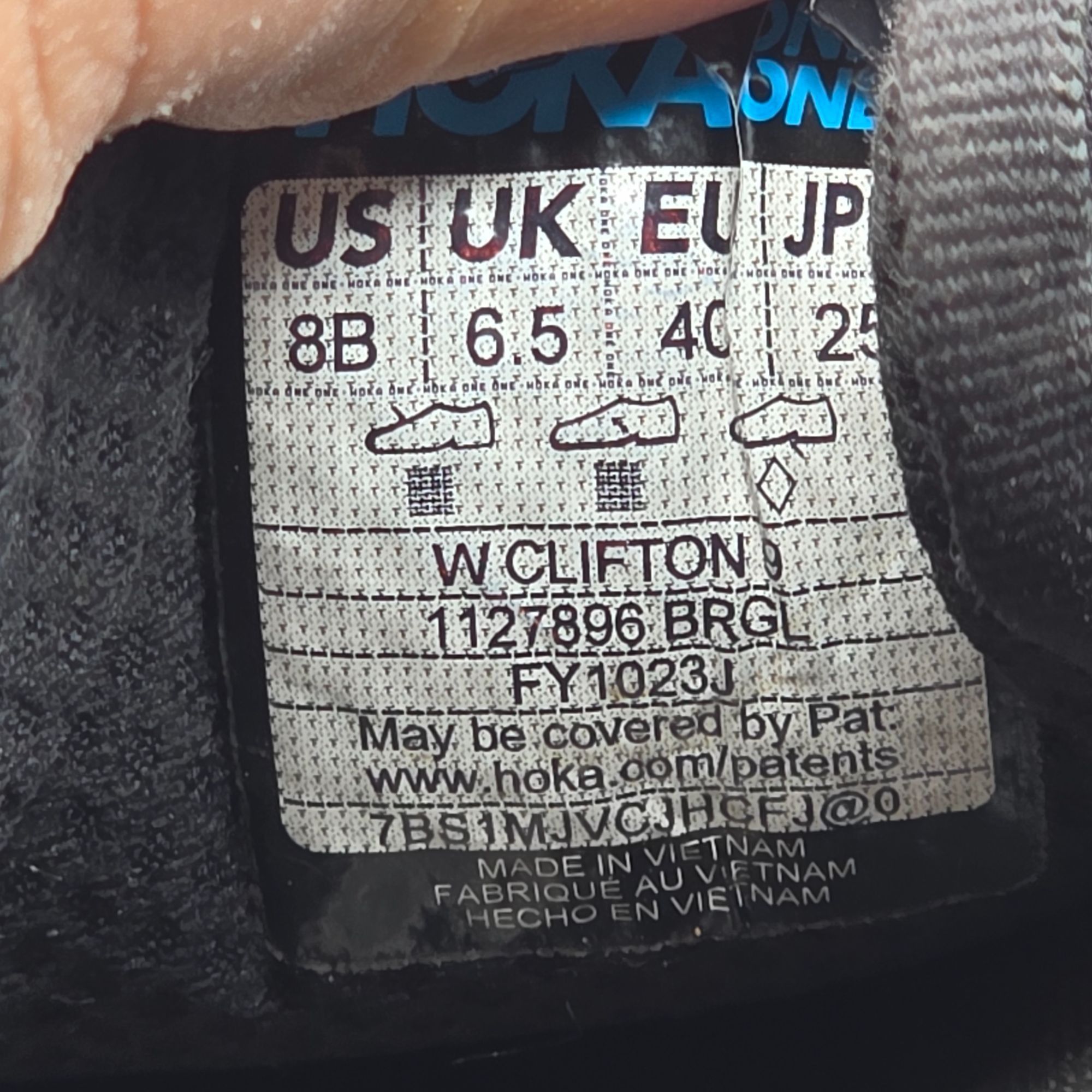 Hoka Hoka One One Clifton 9 Womens Size 8 B Black Athletic Shoe Size US 8 / IT 38 - 6 Thumbnail