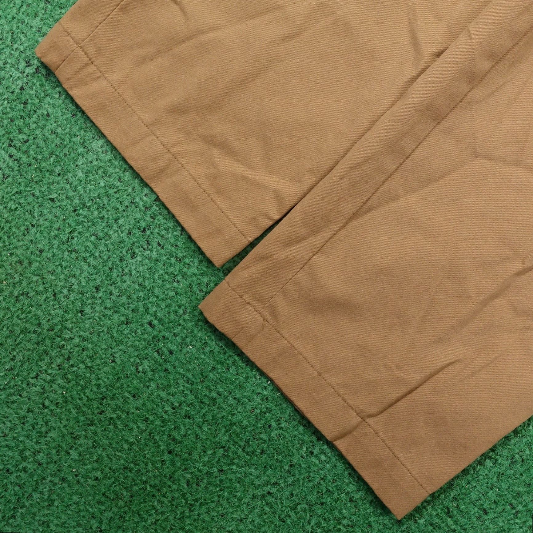Chaps VINTAGE Chaps Pants Mens Casual Chino W34 L30 Khaki Cotton Flat Front Dress Business Casual Size US 34 / EU 50 - 3 Thumbnail