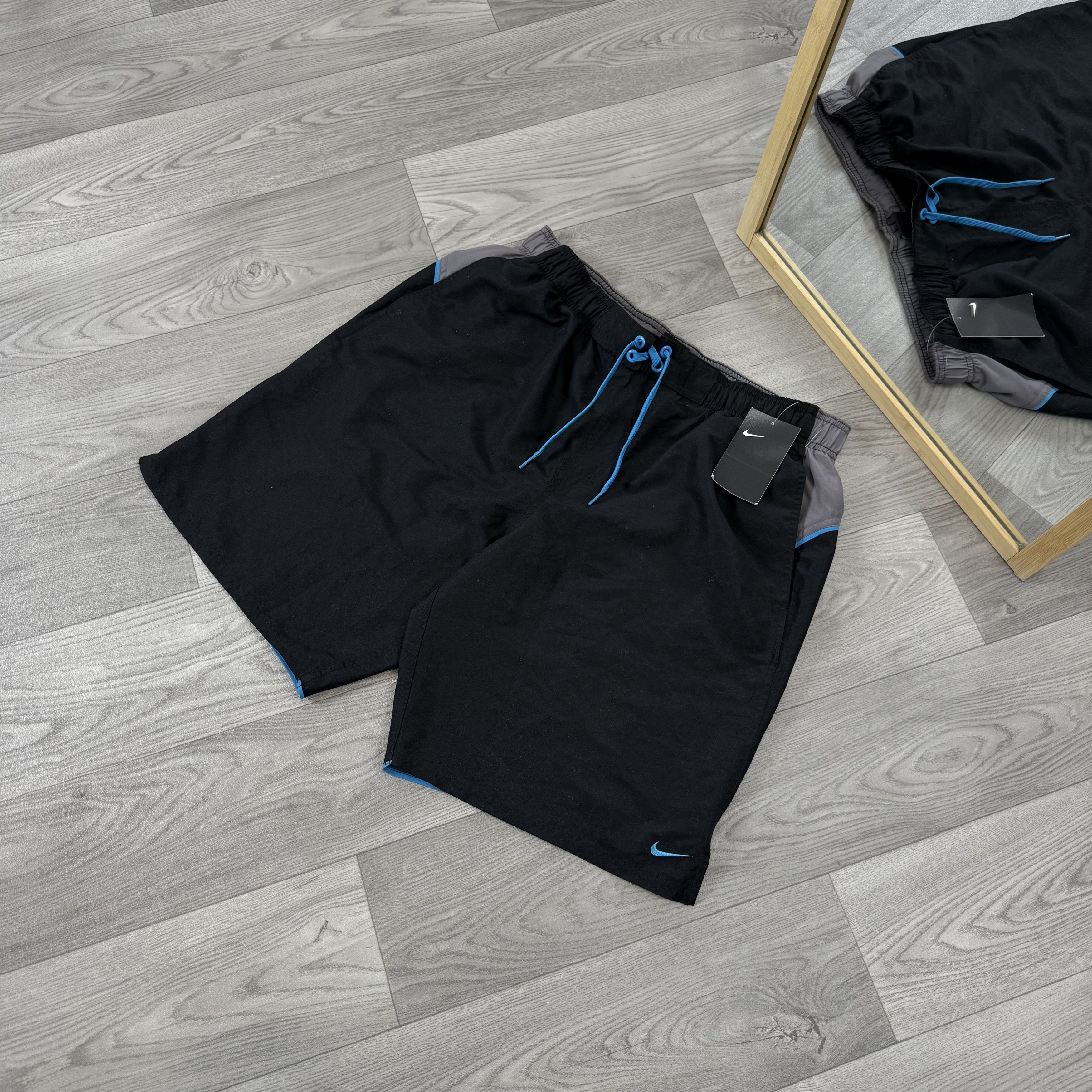 Nike Nike Beach Swim Black Shorts Size US 34 / EU 50 - 4 Thumbnail