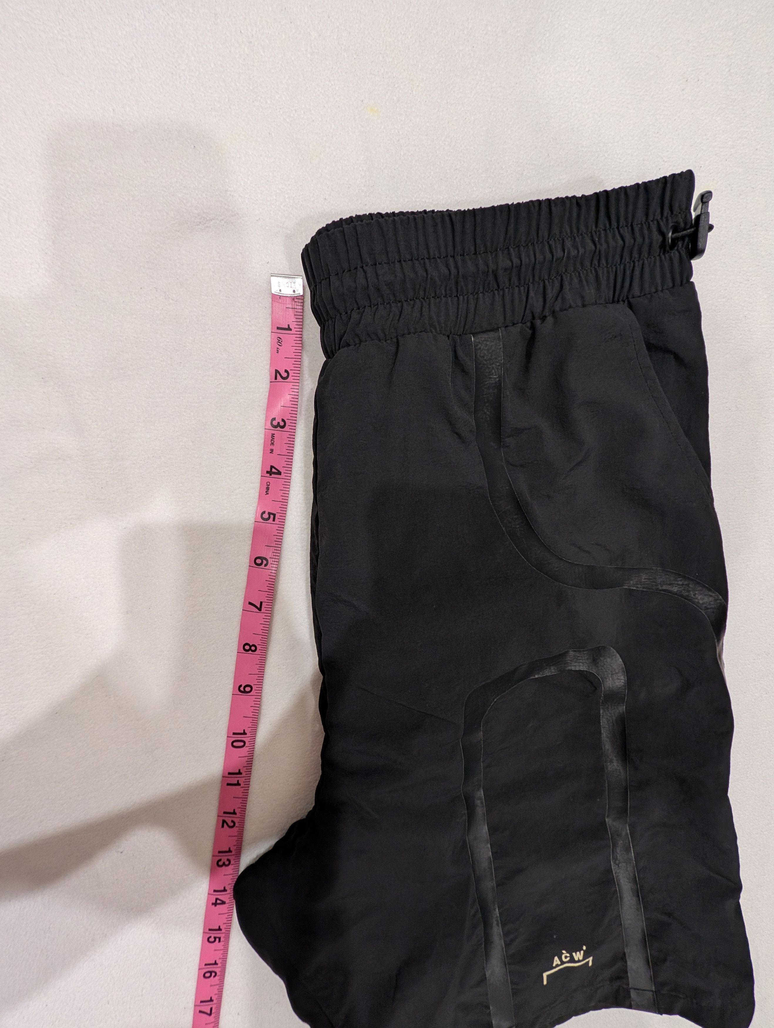 A-COLD-WALL* A-COLD-WALL* Black Welded Corbusier Track Shorts Size US 30 / EU 46 - 6 Thumbnail