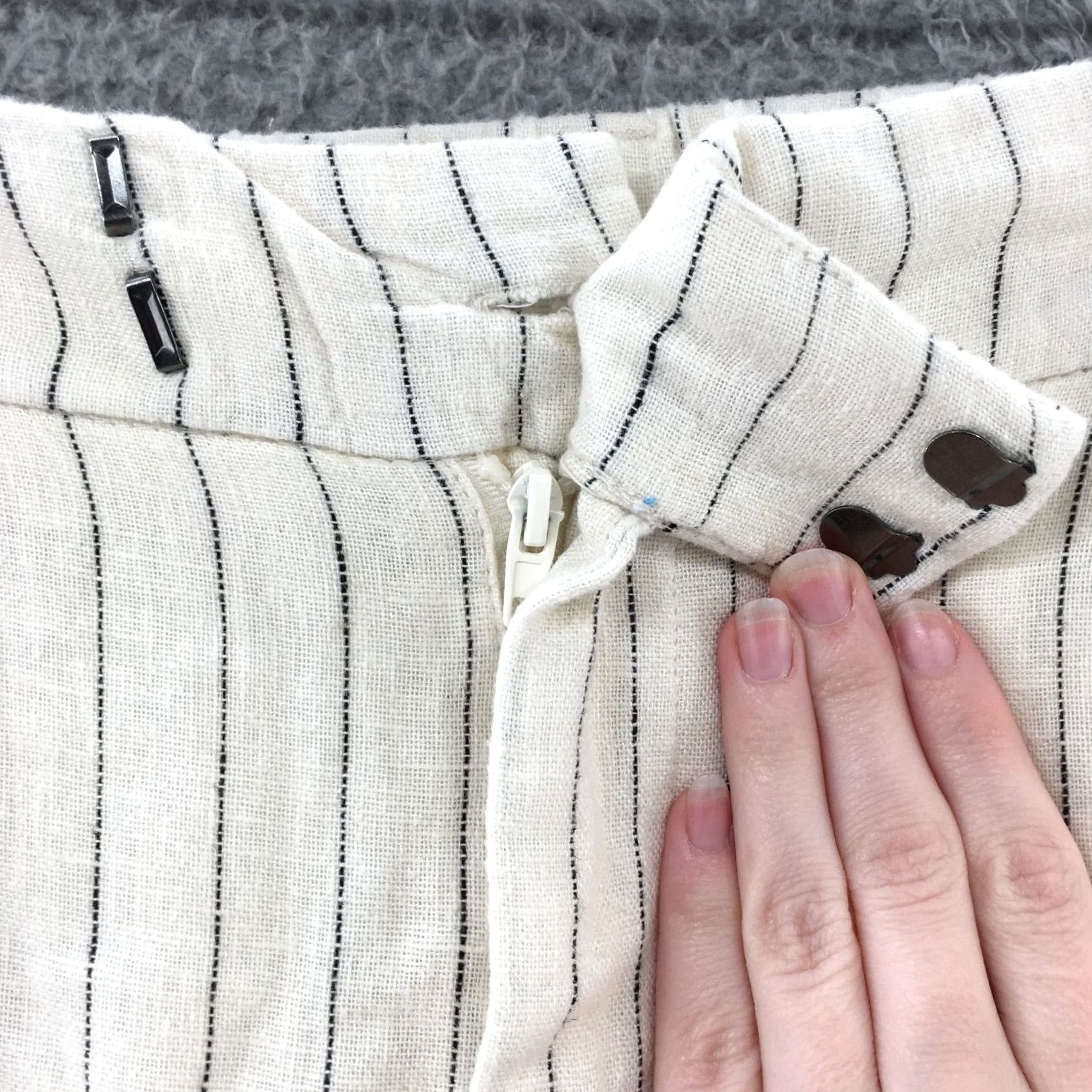 Vintage A New Day Pants Womens 17 Beige Casual Striped Linen Bleend Mid Rise Zip Size 38" / US 16 / IT 52 - 3 Thumbnail