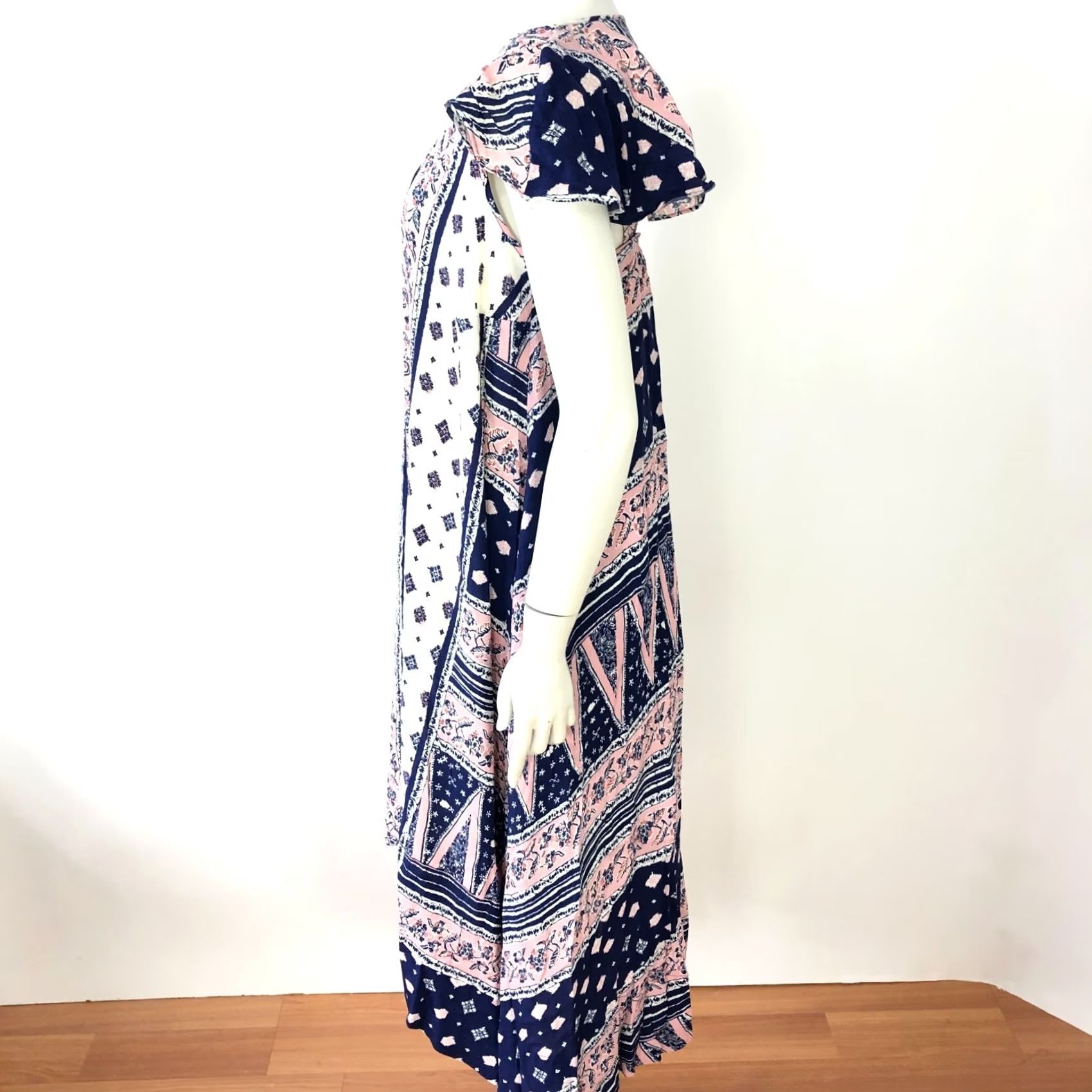 Vintage Maeve Anthropologie Small A-Line Viscose Midi Dress All Over Print Blue Sleeveless Pullover V-Neck - Regular Women's Size S Dress Size S / US 4 / IT 40 - 4 Thumbnail