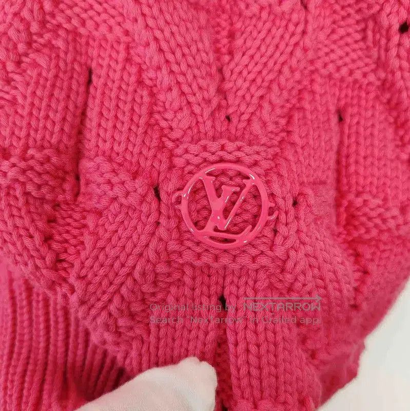 Louis Vuitton Louis Vuitton Pink Knit Men’s Sweater Vest . Size US M / EU 48-50 / 2 - 4 Thumbnail
