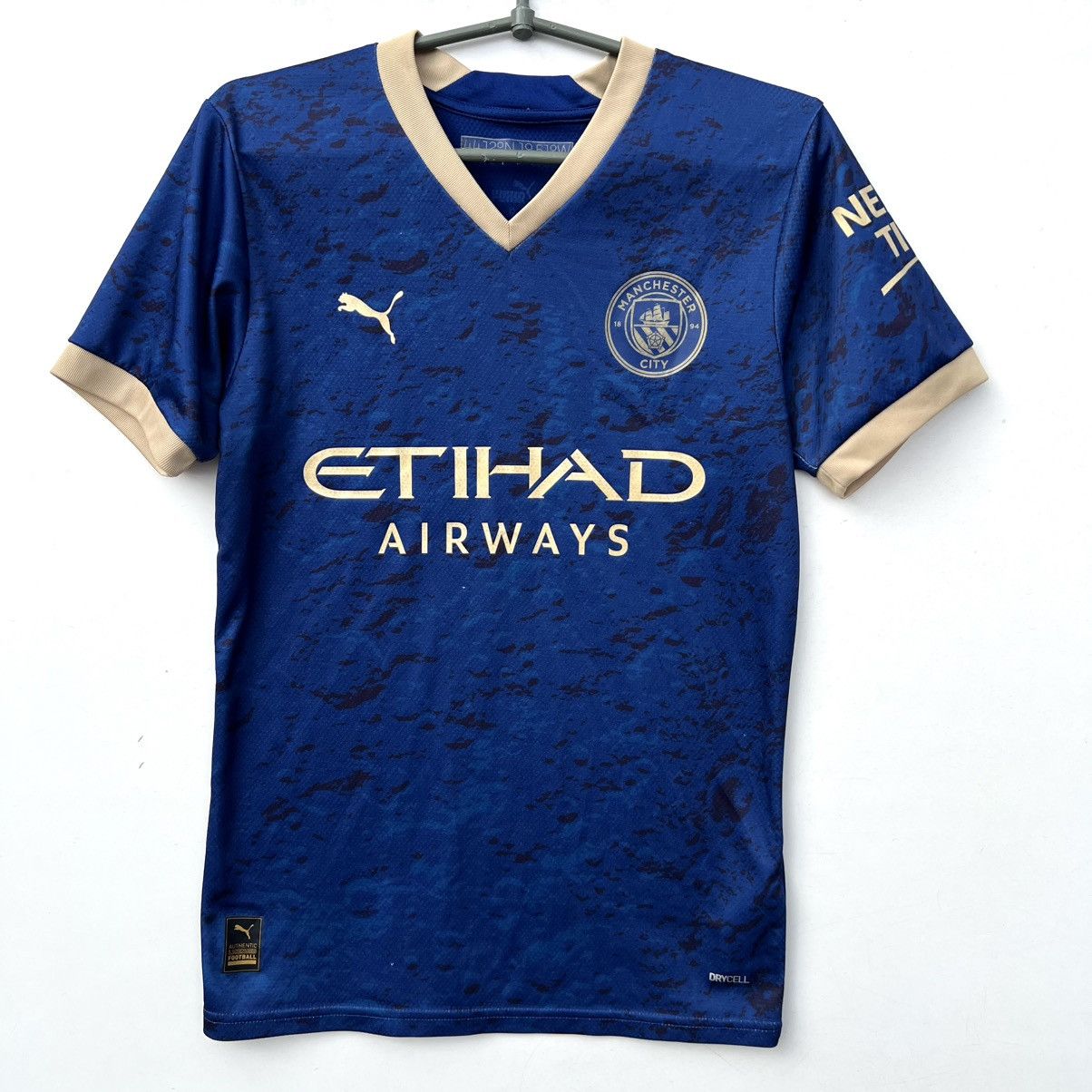 Puma Puma Manchester City soccer jersey football t shirt Size US XS / EU 42 / 0 - 1 Thumbnail