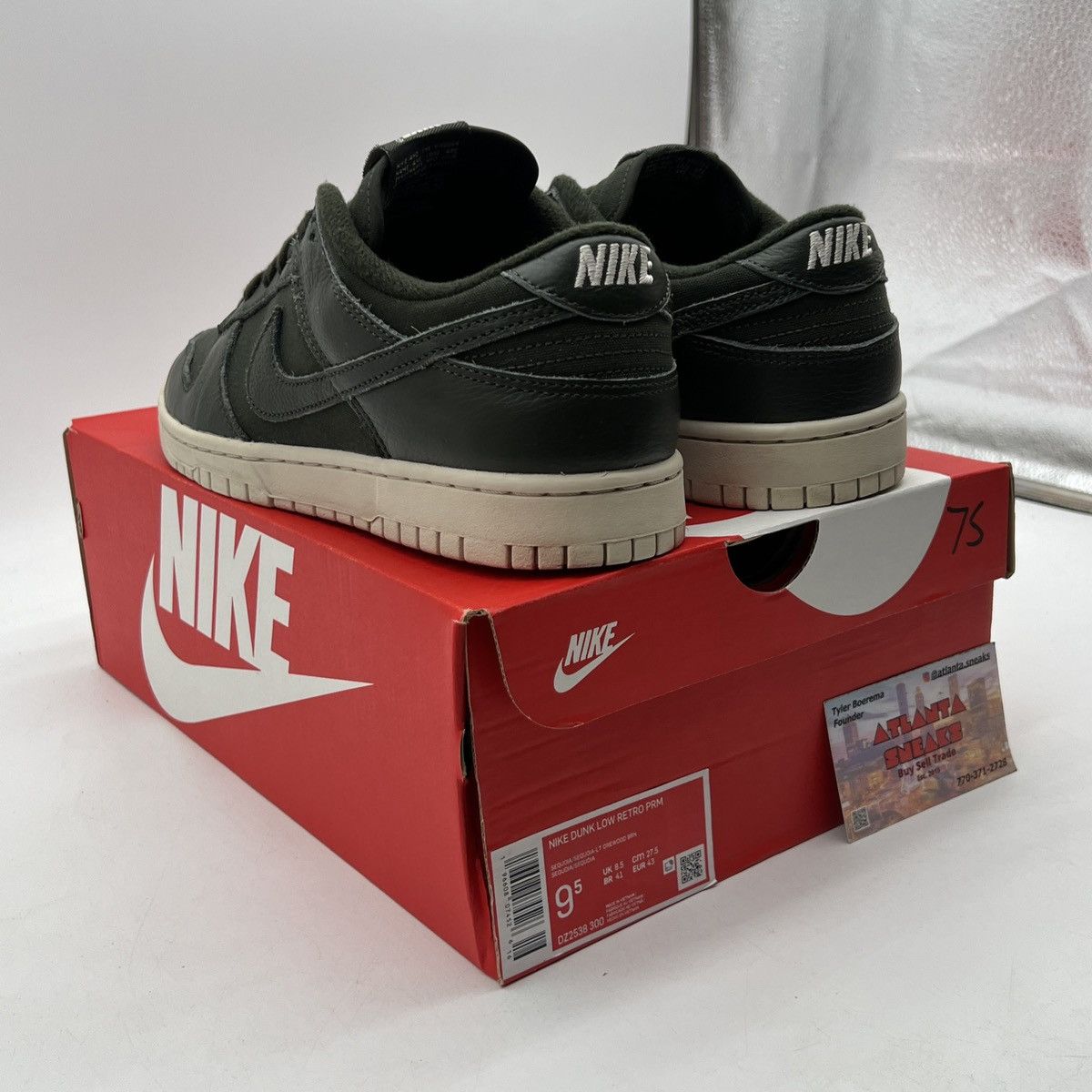 Nike Nike dunk low sequoia Size US 9.5 / EU 42-43 - 4 Thumbnail