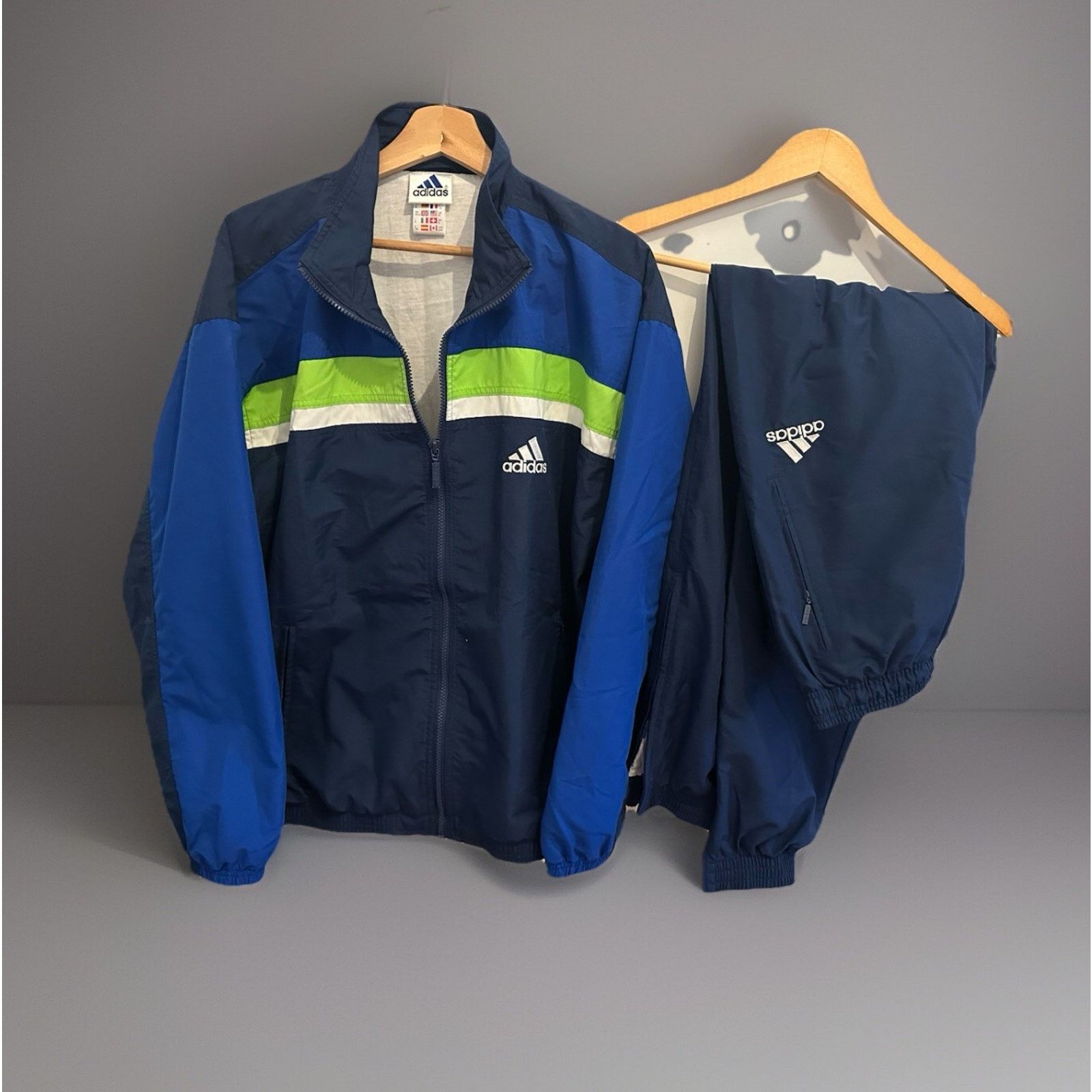 Adidas Adidas Trainingsanzug Size L Vintage Tracksuit Adidas 90s Size US L / EU 52-54 / 3 - 1 Thumbnail
