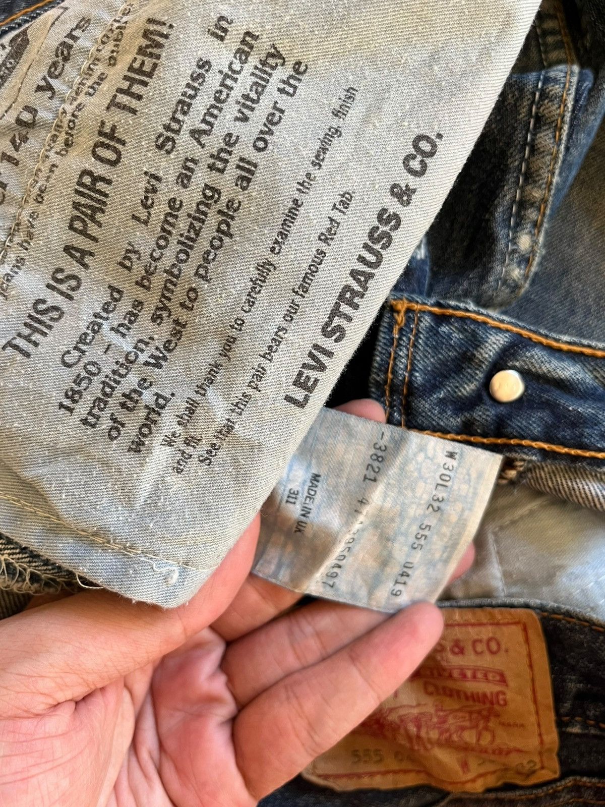 Levi's × Levi's Vintage Clothing UK Vintage 90s Levis 555 Button Fly Blue Wash Flare Jeans Size US 30 / EU 46 - 9 Thumbnail