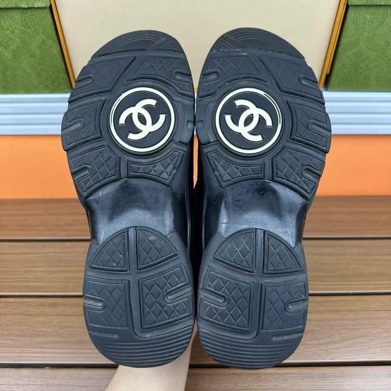 Chanel Chanel Black and Gold Sneakers Size 36 -2505 Size US 6 / IT 36 - 8 Thumbnail