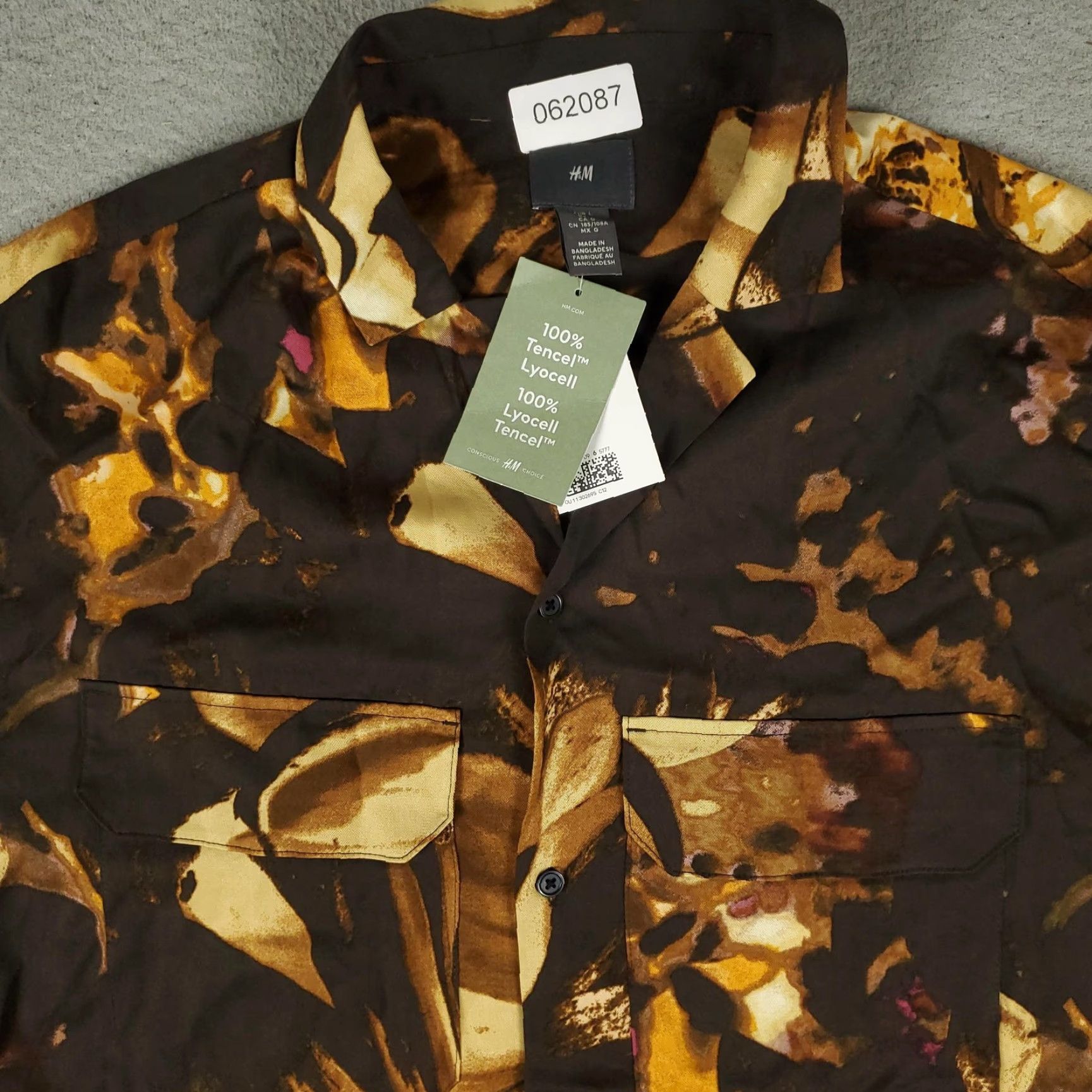 H&M H&M Mens Large Floral Hawaiian Button Up Shirt Lyocell Short Sleeve Pockets Size US L / EU 52-54 / 3 - 2 Thumbnail