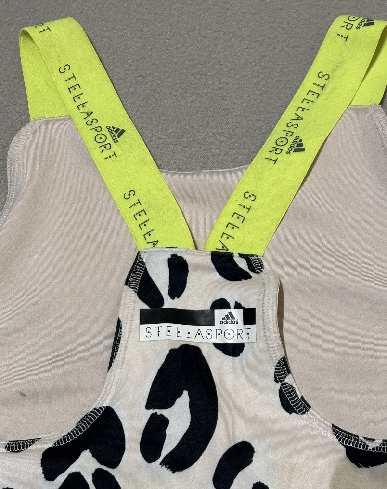 Adidas × Stella McCartney Top Adidas By Stella McCartney size. S Size S / US 4 / IT 40 - 10 Thumbnail