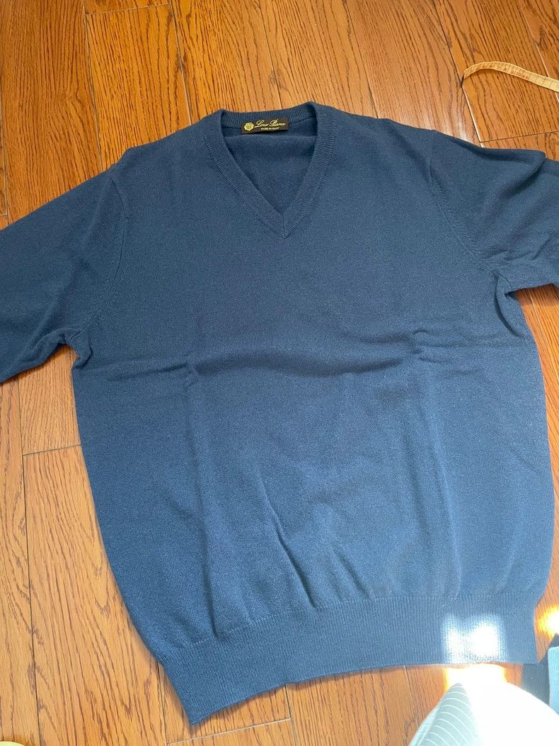 Loro Piana LORO PIANA Cashmere V-neck sweater 100% cashmere Size US L / EU 52-54 / 3 - 1 Thumbnail