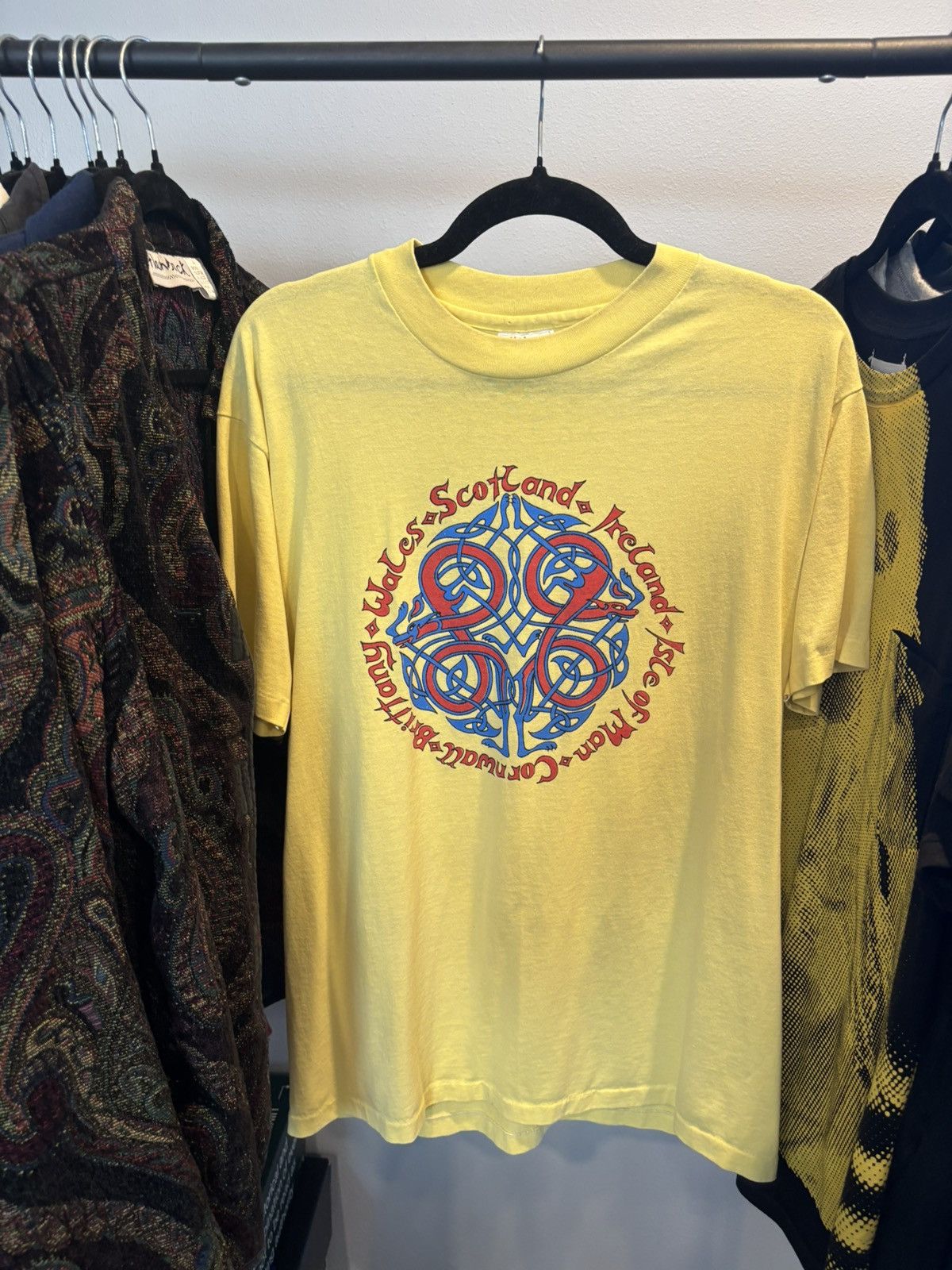 Japanese Brand WALES 🏴󠁧󠁢󠁷󠁬󠁳󠁿 Yellow Nations Snake Shirt 🐍 Size US L / EU 52-54 / 3 - 5 Thumbnail