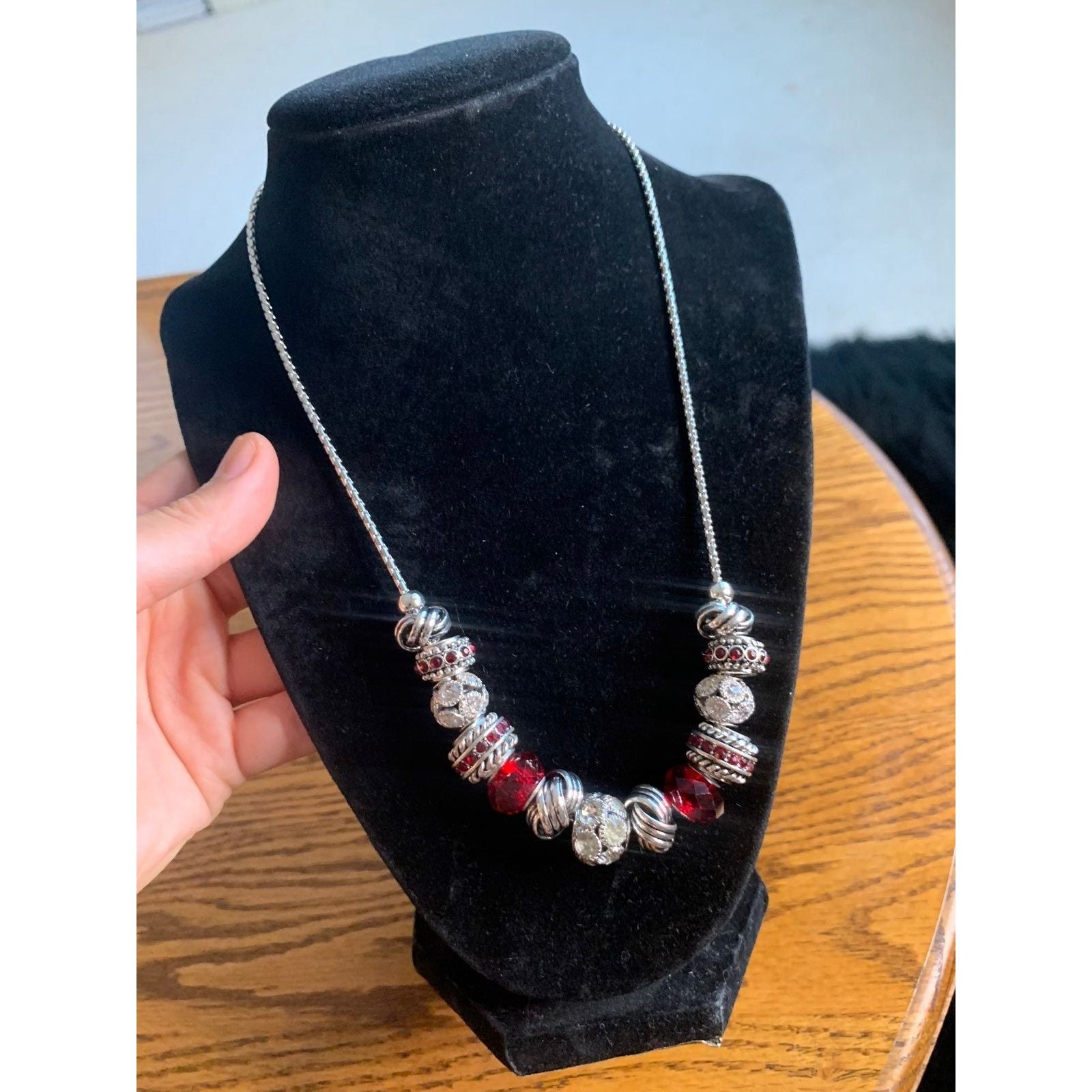 Other Beaded Charm Necklace Redand Silver Color Size ONE SIZE - 6 Thumbnail