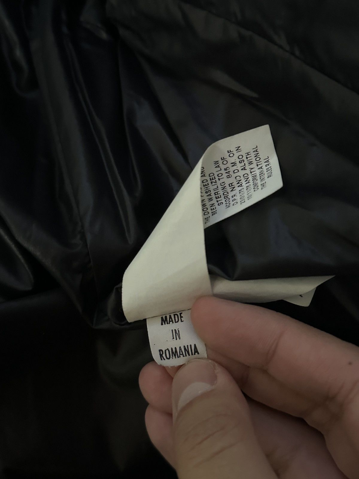 Moncler Authentic Moncler Maya Giubbotto Kids Down Jacket Black 10Y Size XXS / US 00 / IT 34 - 17 Thumbnail