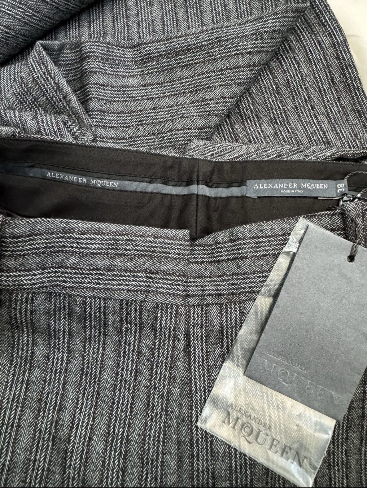 Alexander McQueen Alexander McQueen FW2006 Trousers Size 26" / US 2 / IT 38 - 10 Thumbnail