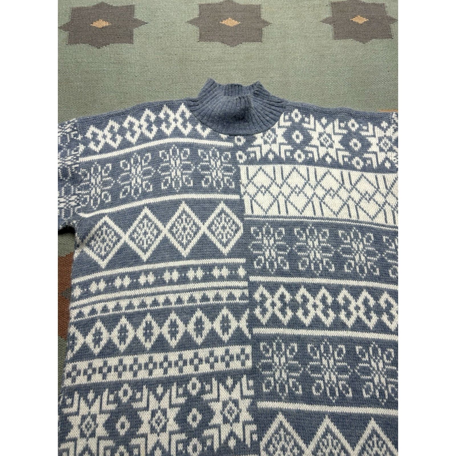 Vintage VINTAGE Nordic Icelandic blue white snowflake acrylic knit sweater Adult Large Sweater Mens White Size US L / EU 52-54 / 3 - 3 Thumbnail